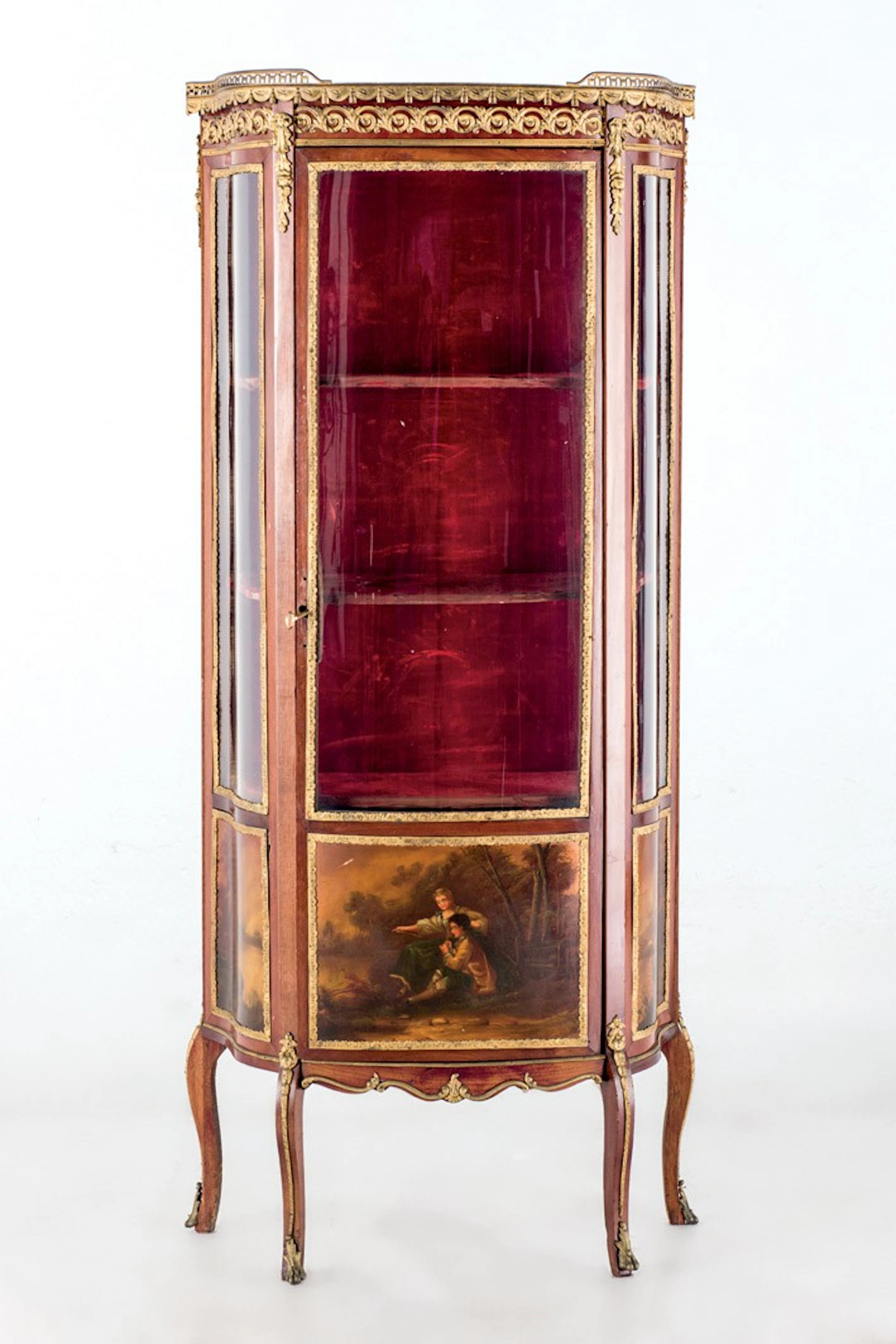 Vitrina estilo Transición. Francia. Circa 1900