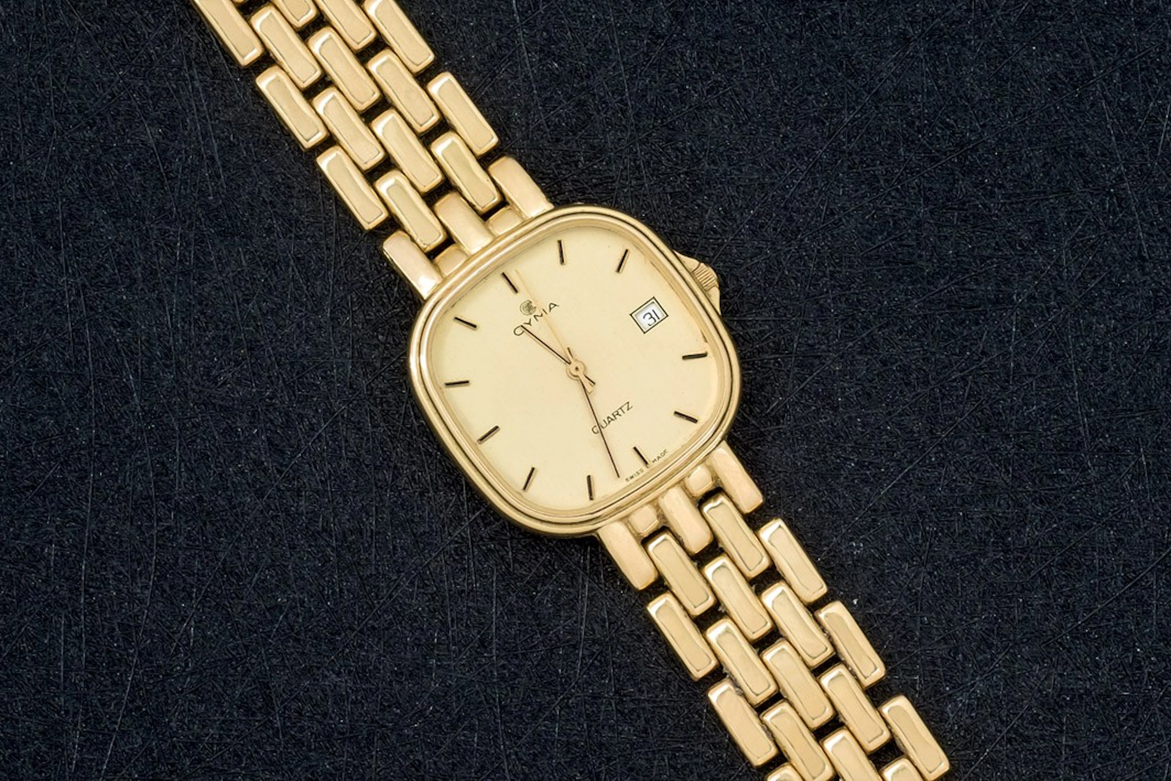 Reloj de oro Cyma para caballero