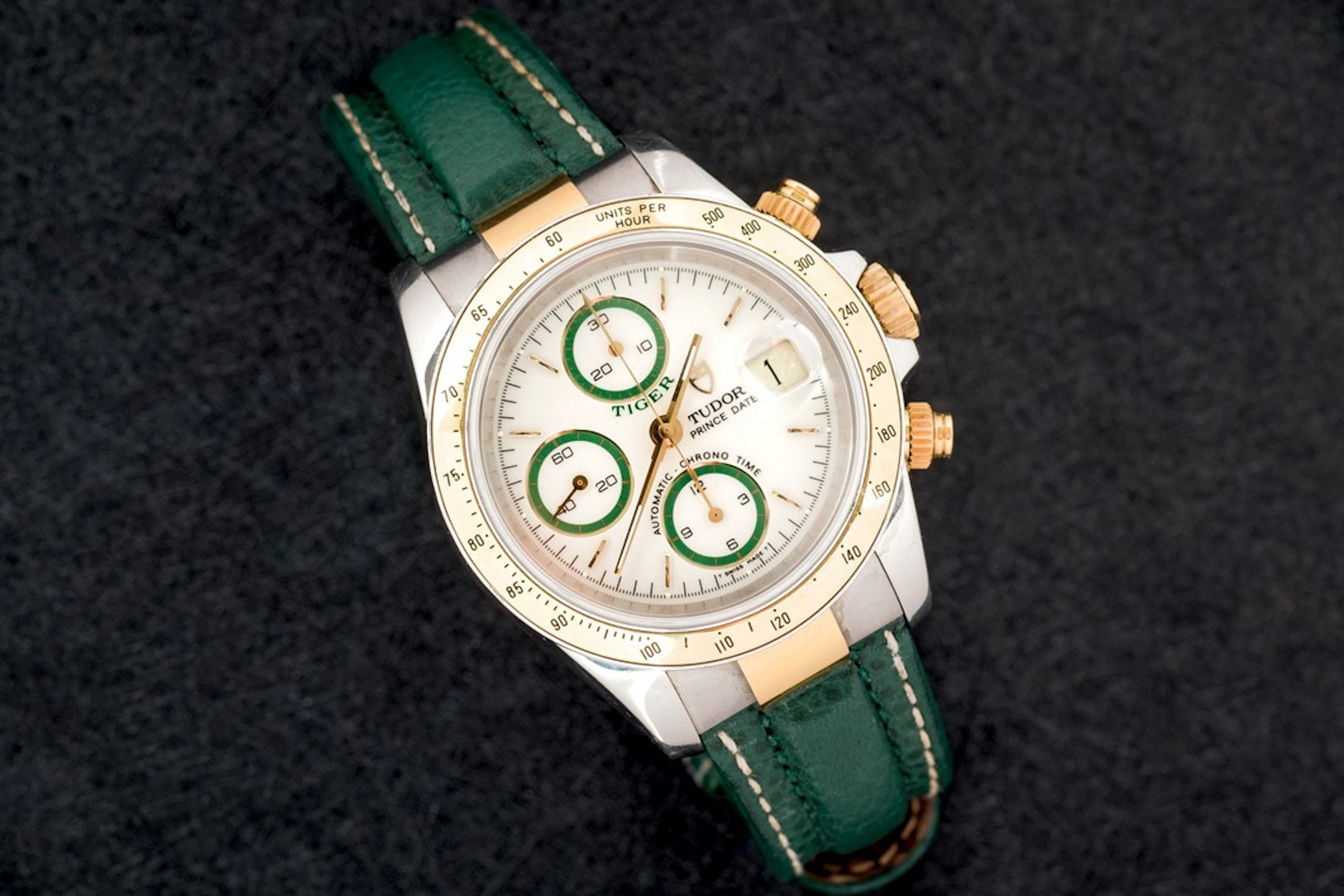 Tudor Prince Date de acero y oro