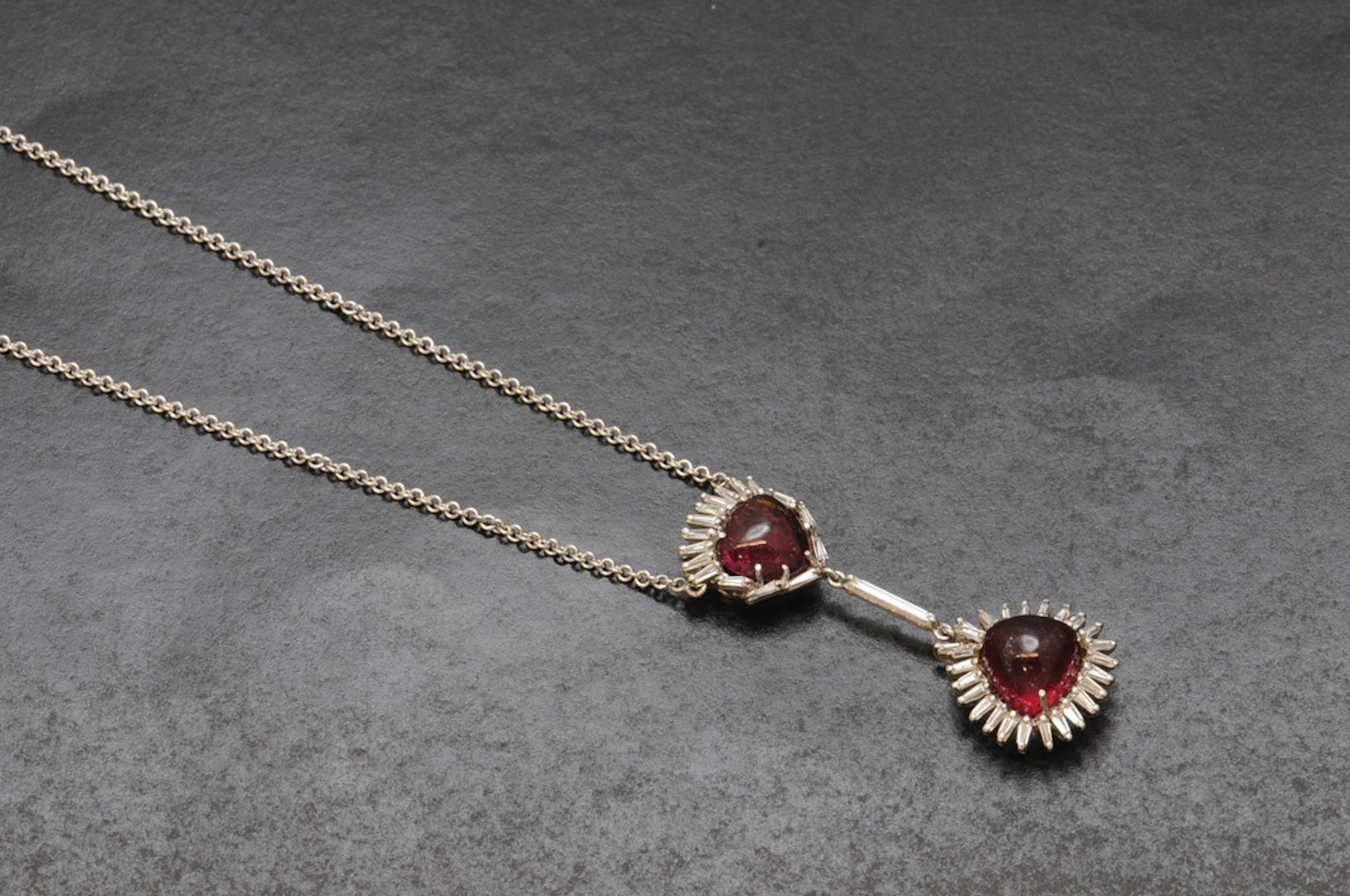 Colgante de oro con turmalina y diamantes
