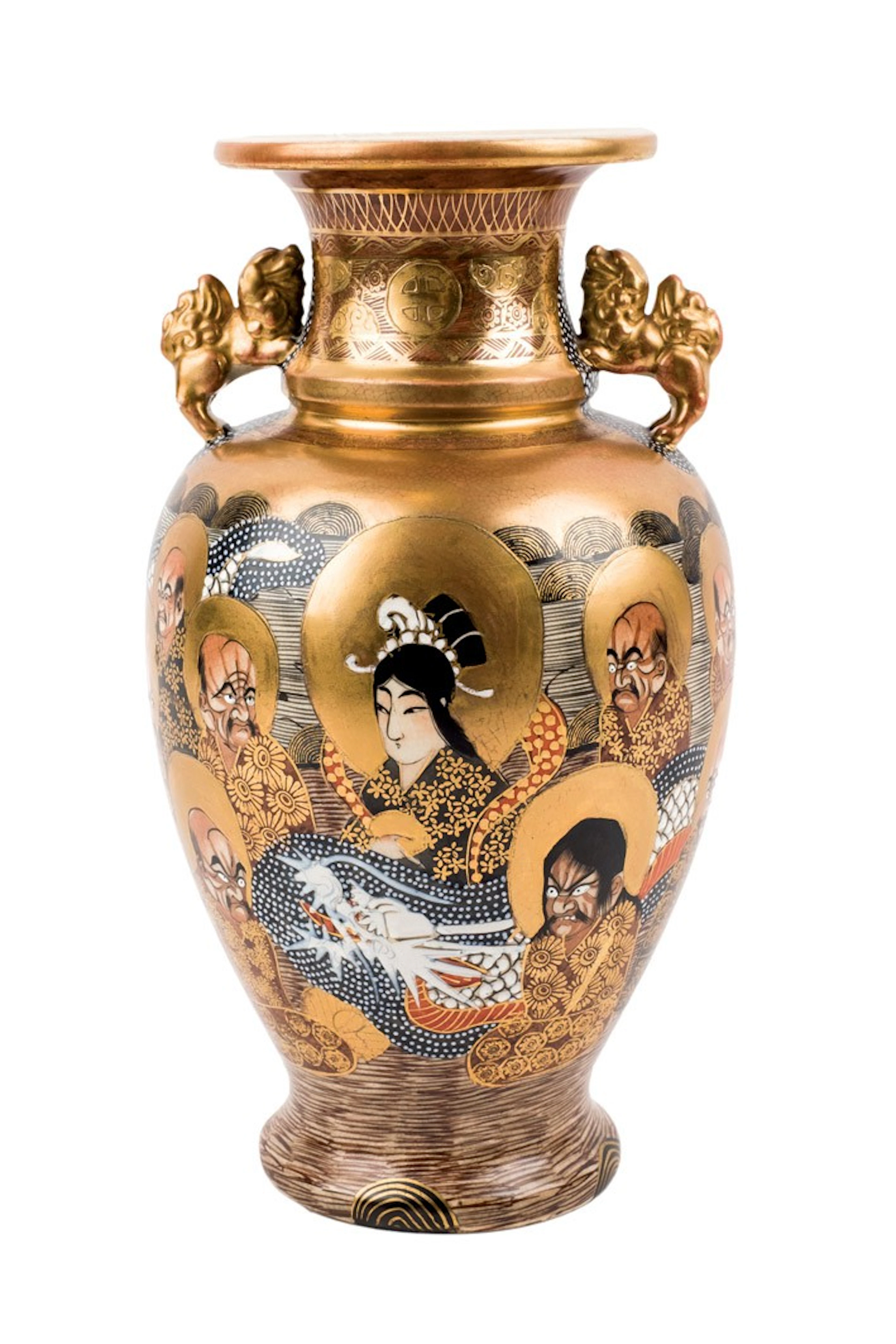 Jarrón japonés de cerámica