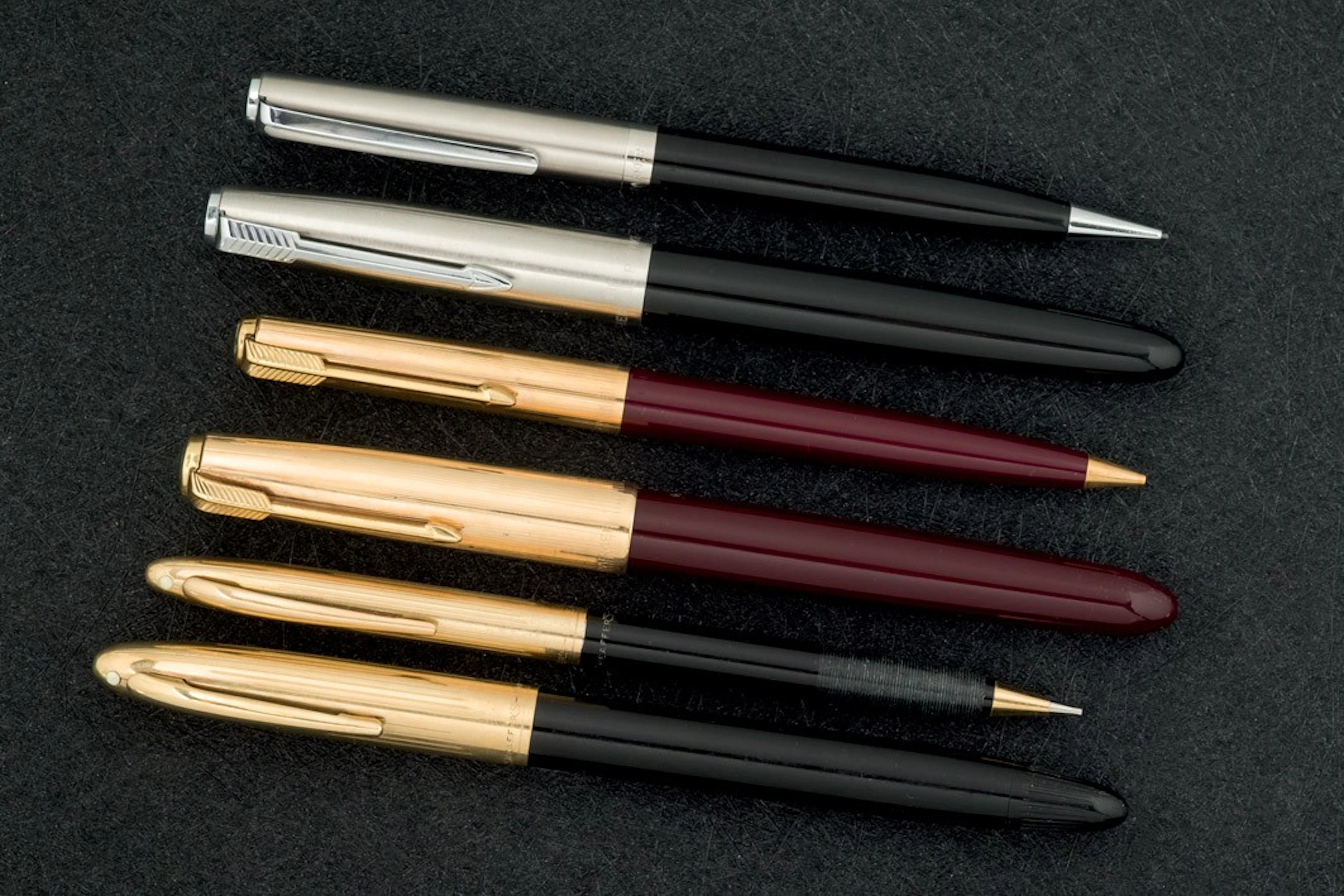 Tres juegos de pluma y lápiz Parker y Sheaffer