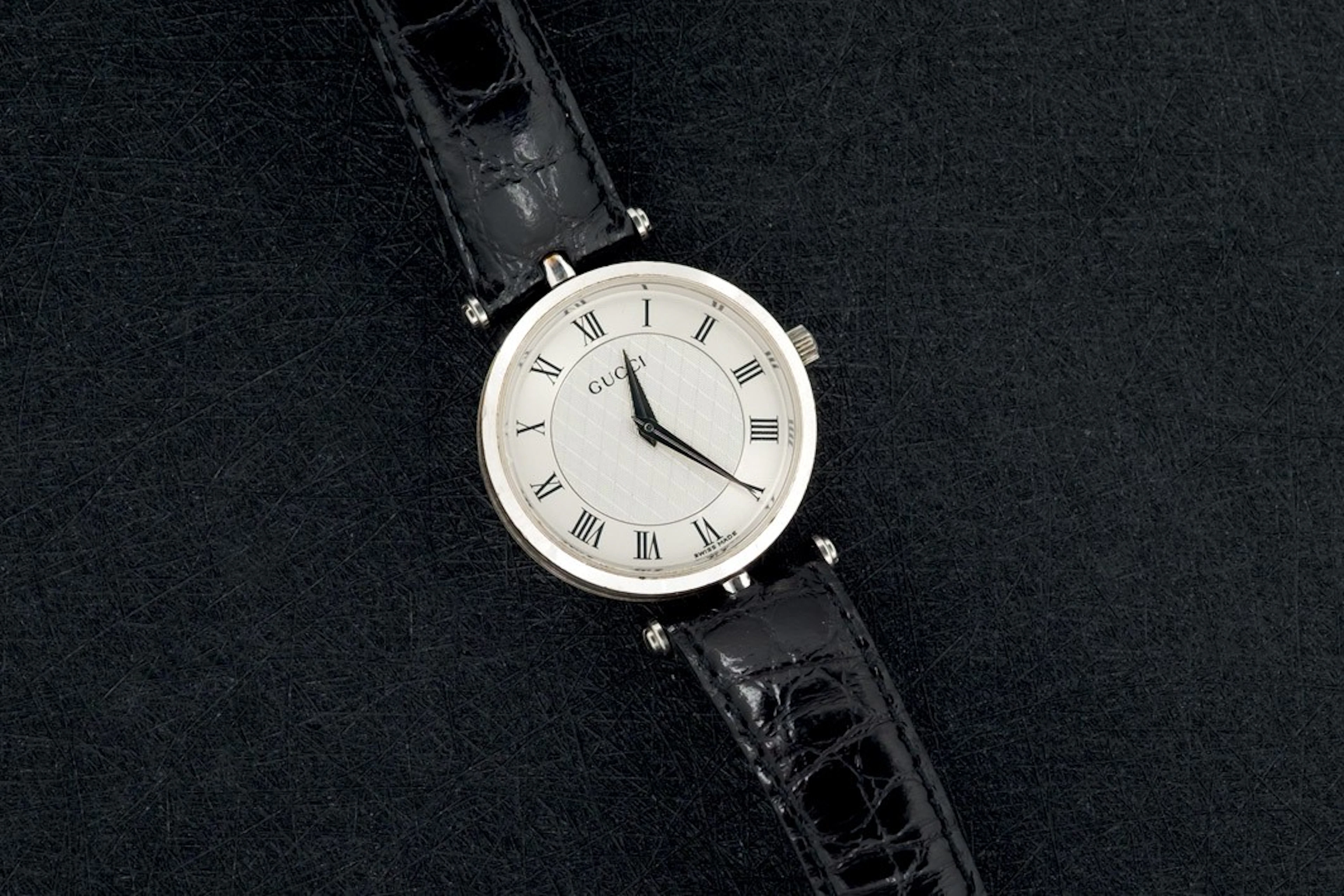 Reloj Gucci cadete de acero