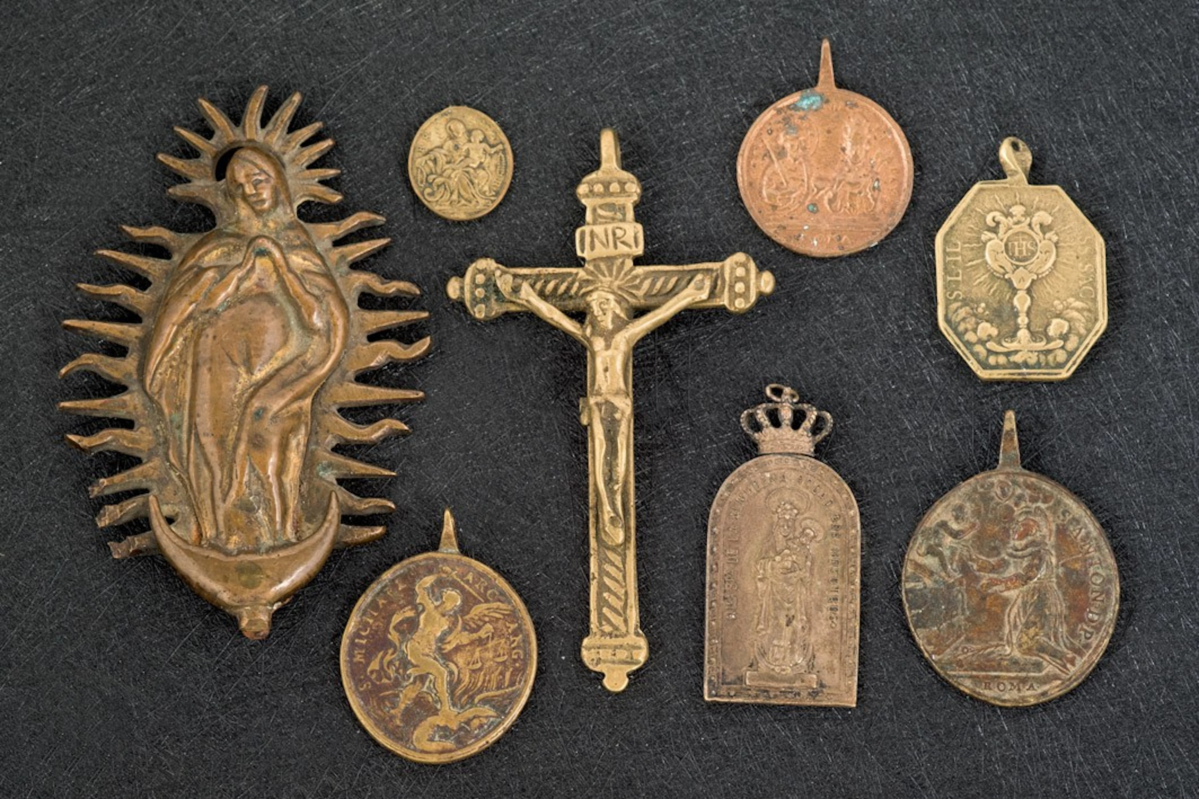 Lote de medallas antiguas de bronce