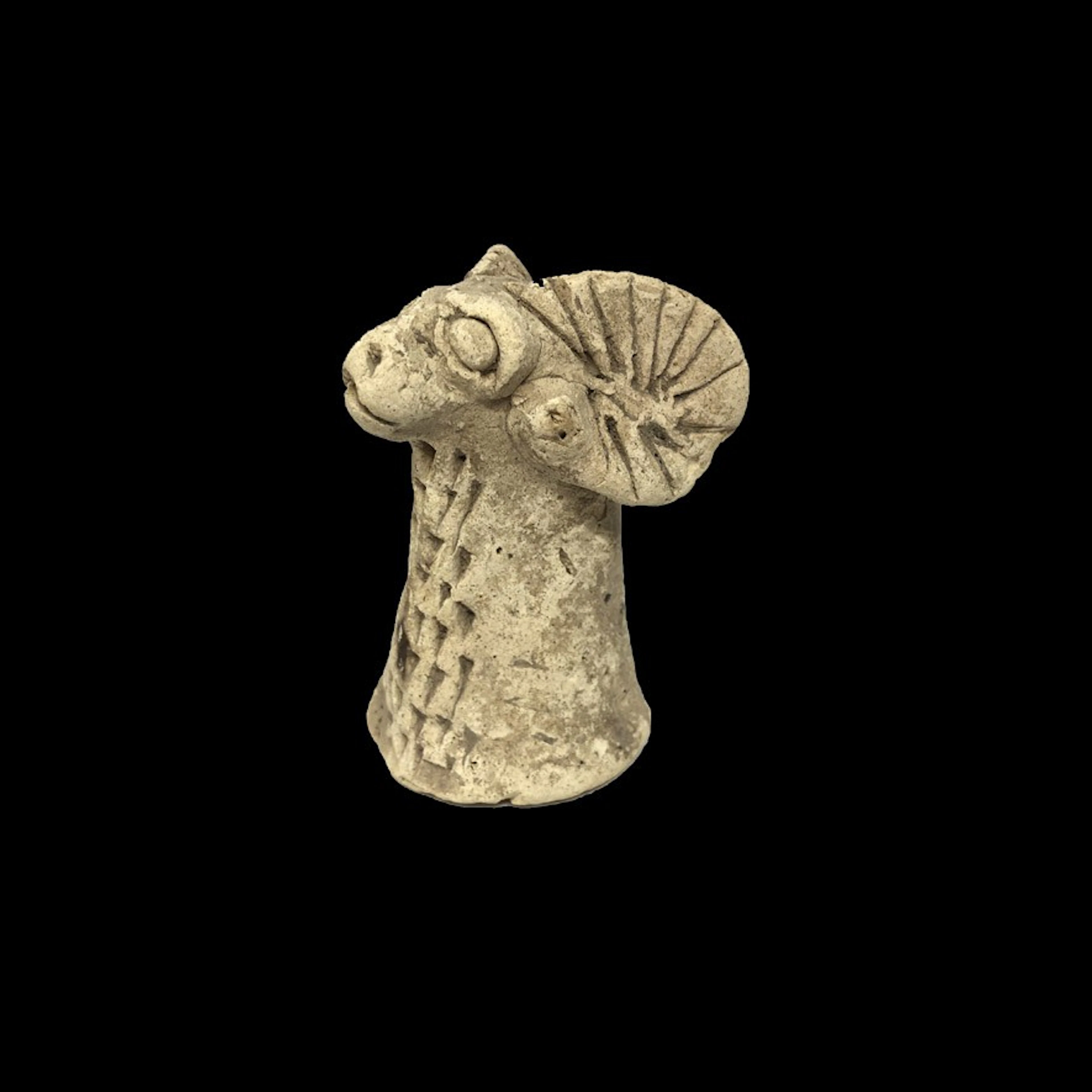 Escultura babilónica de arcilla cabeza carnero