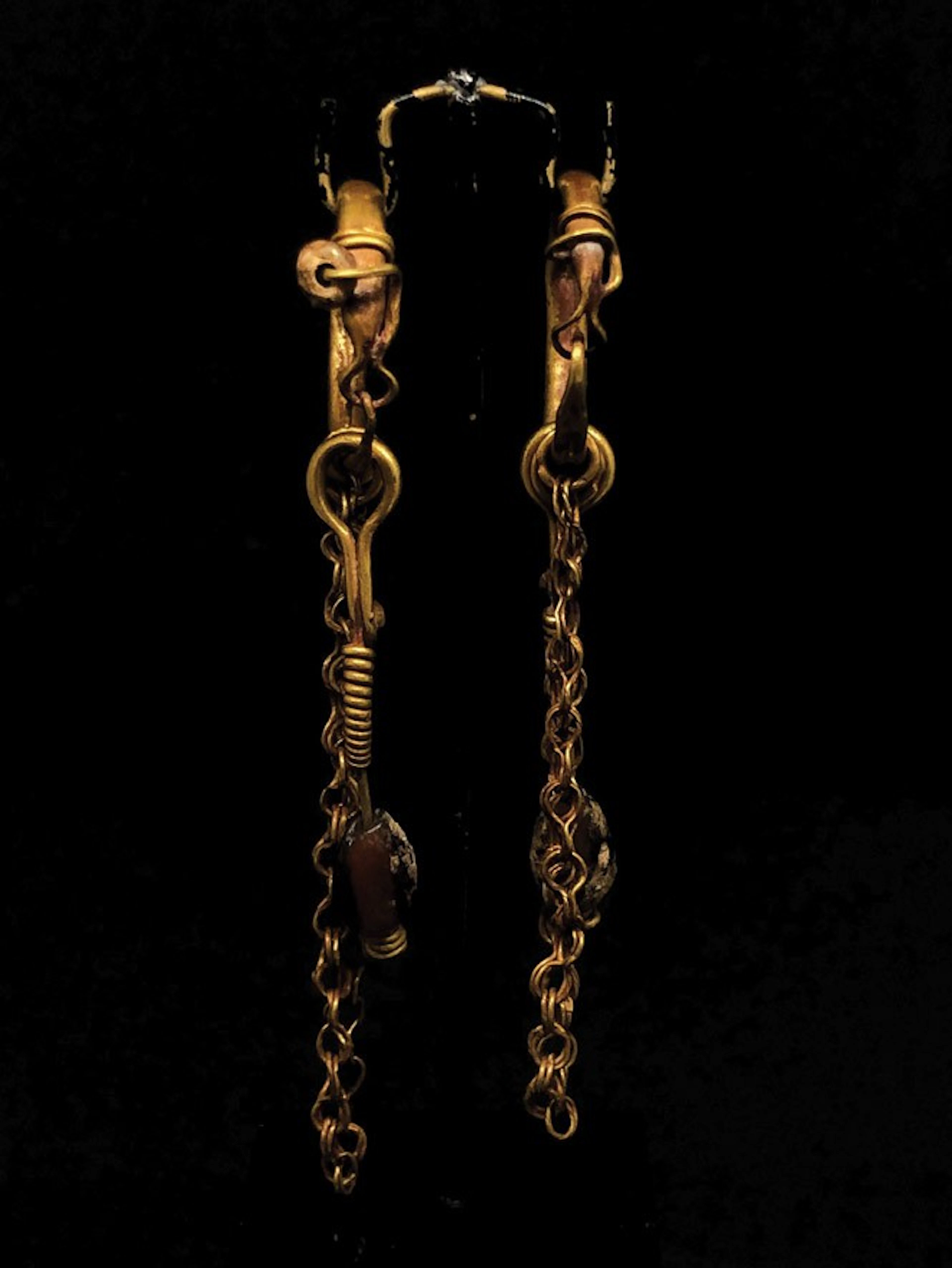 Pareja de pendientes romanos de oro, S. I – II d.