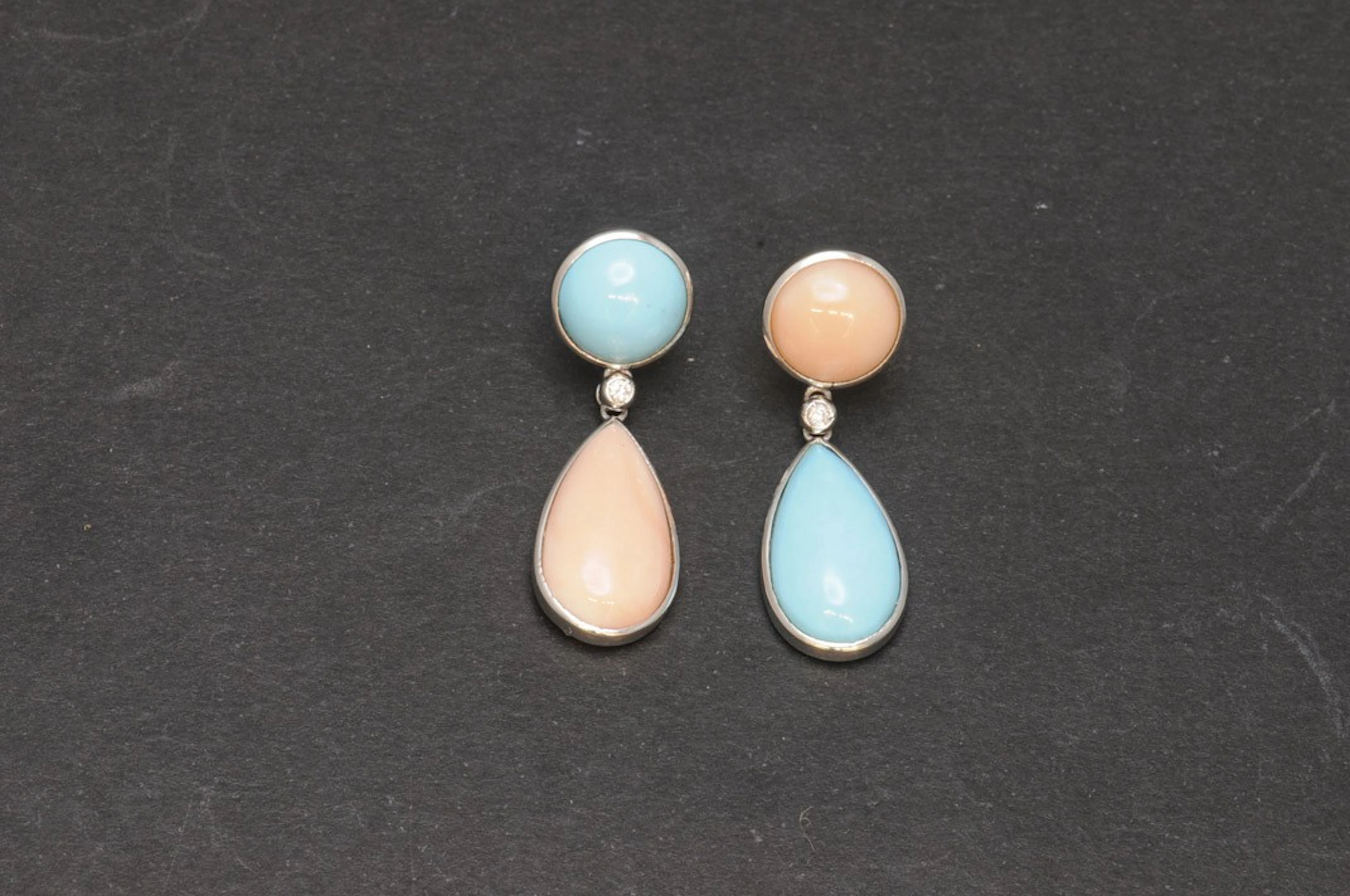 Pendientes de turquesas, coral y diamantes