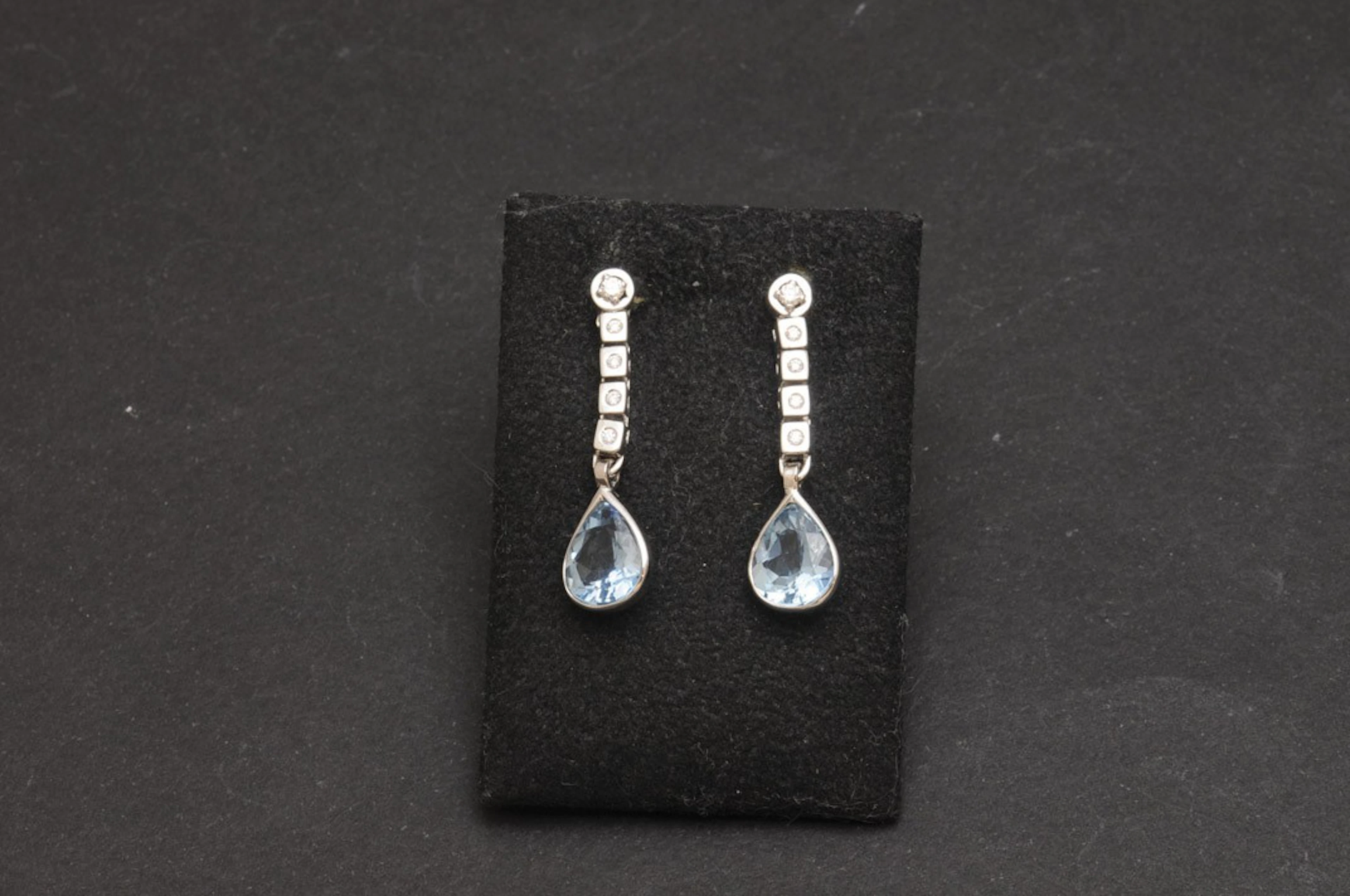 Pendientes de oro, aguamarinas y diamantes