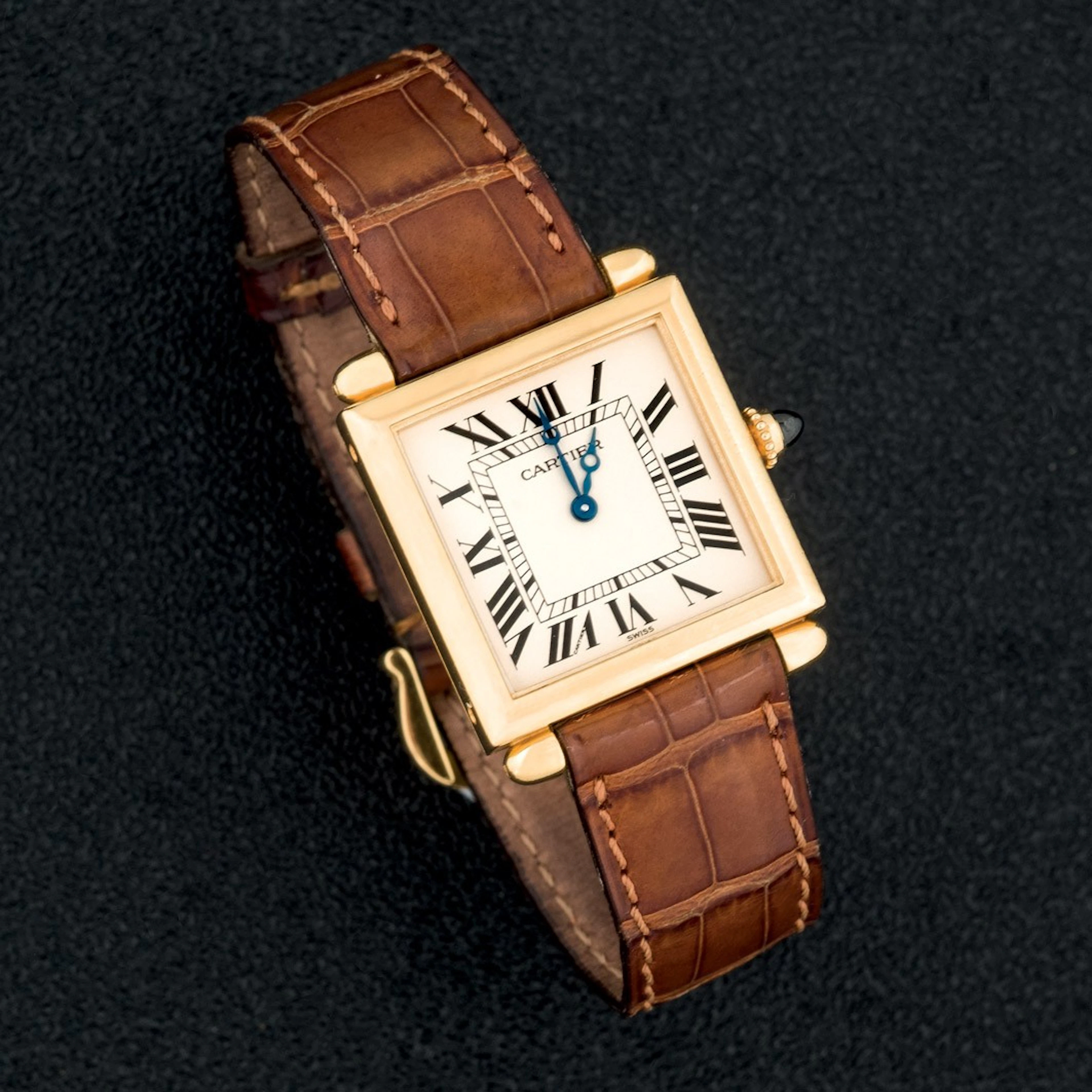 Cartier Tank Obus de oro para caballero