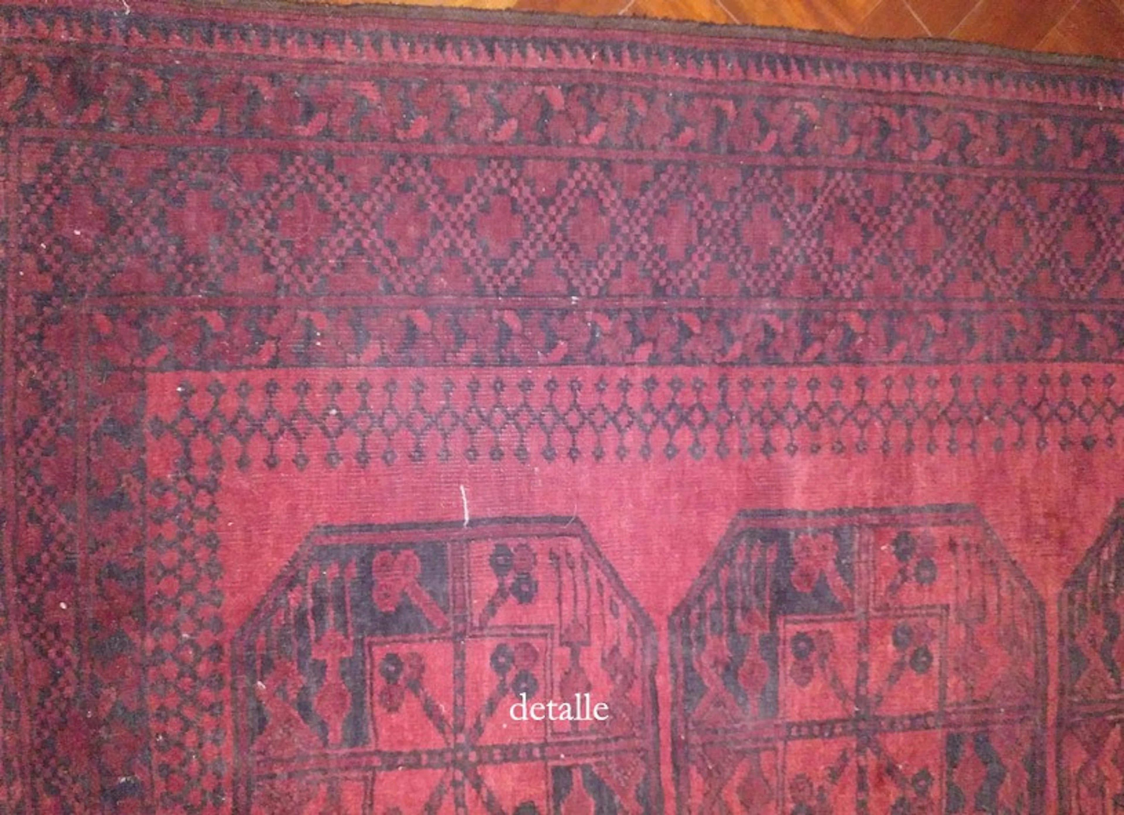 Alfombra de estilo oriental.