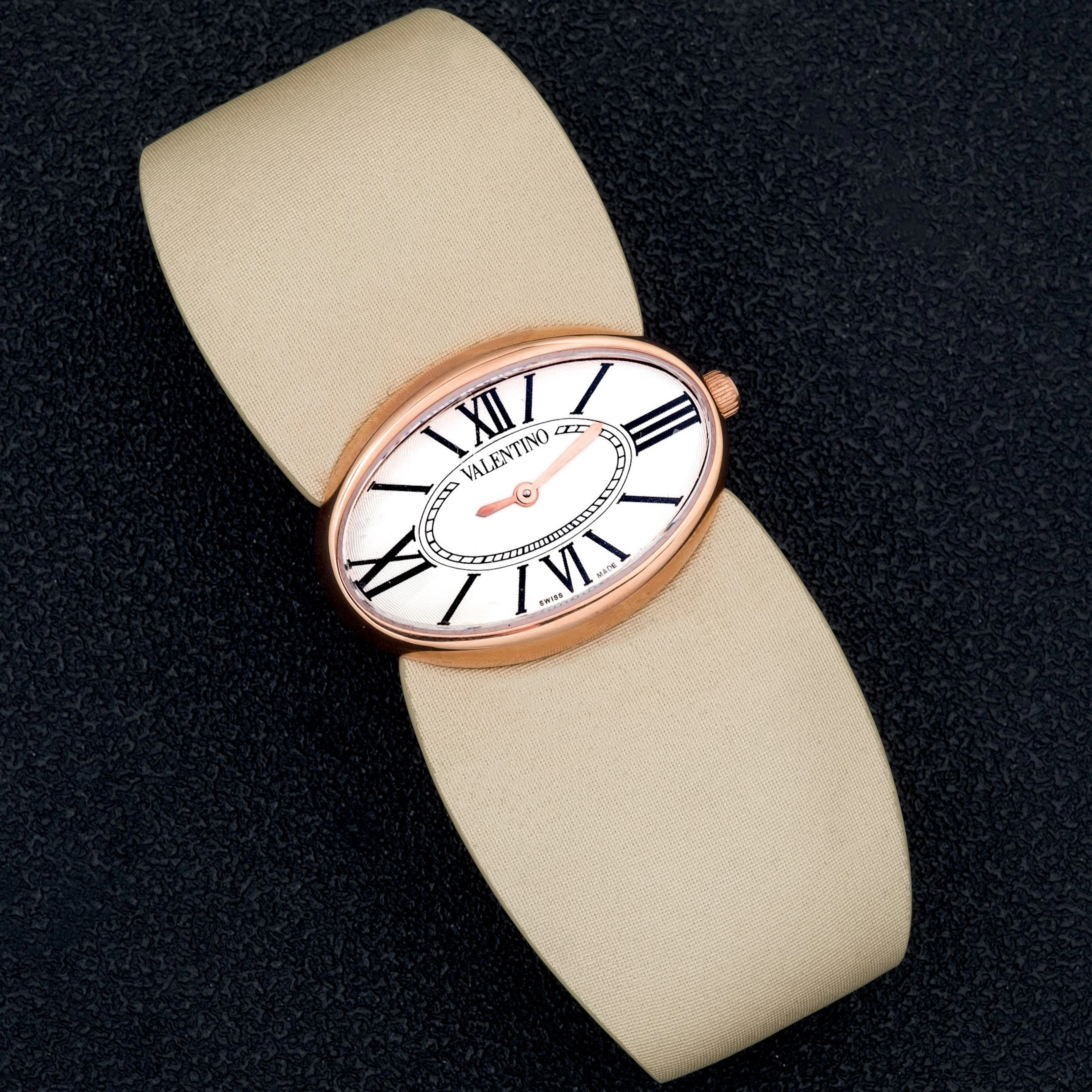 Reloj Valentino de acero