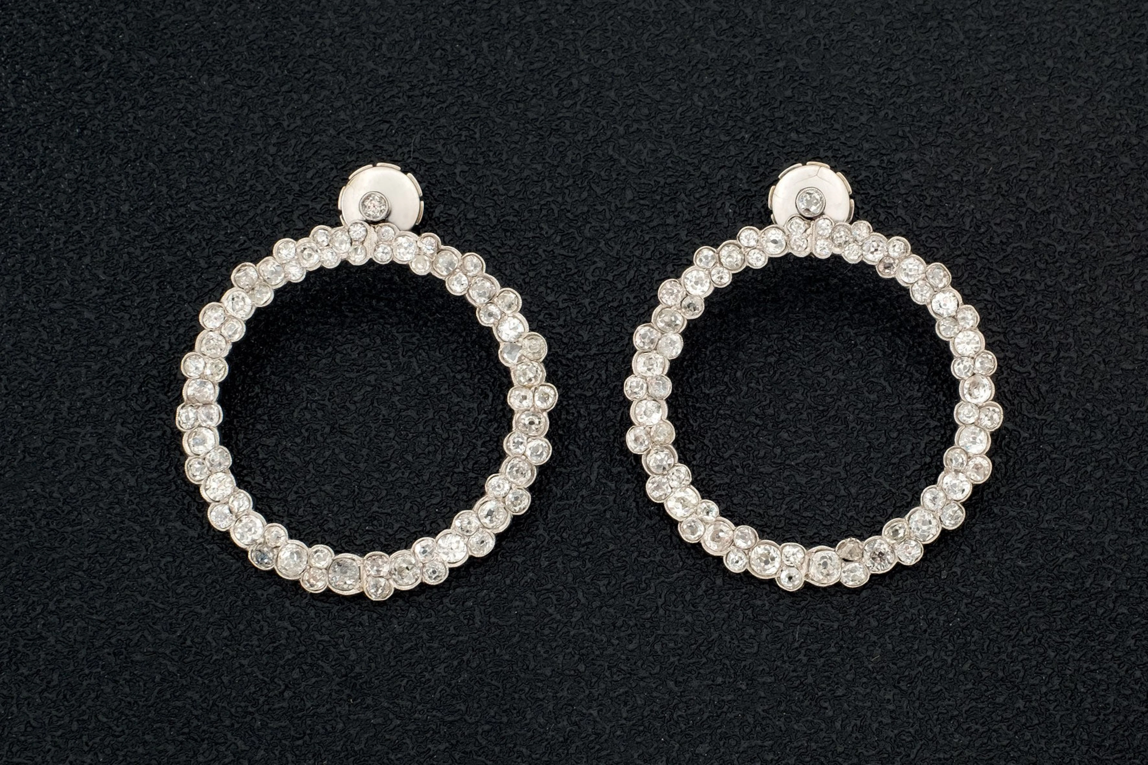 Pendientes de platino y diamantes