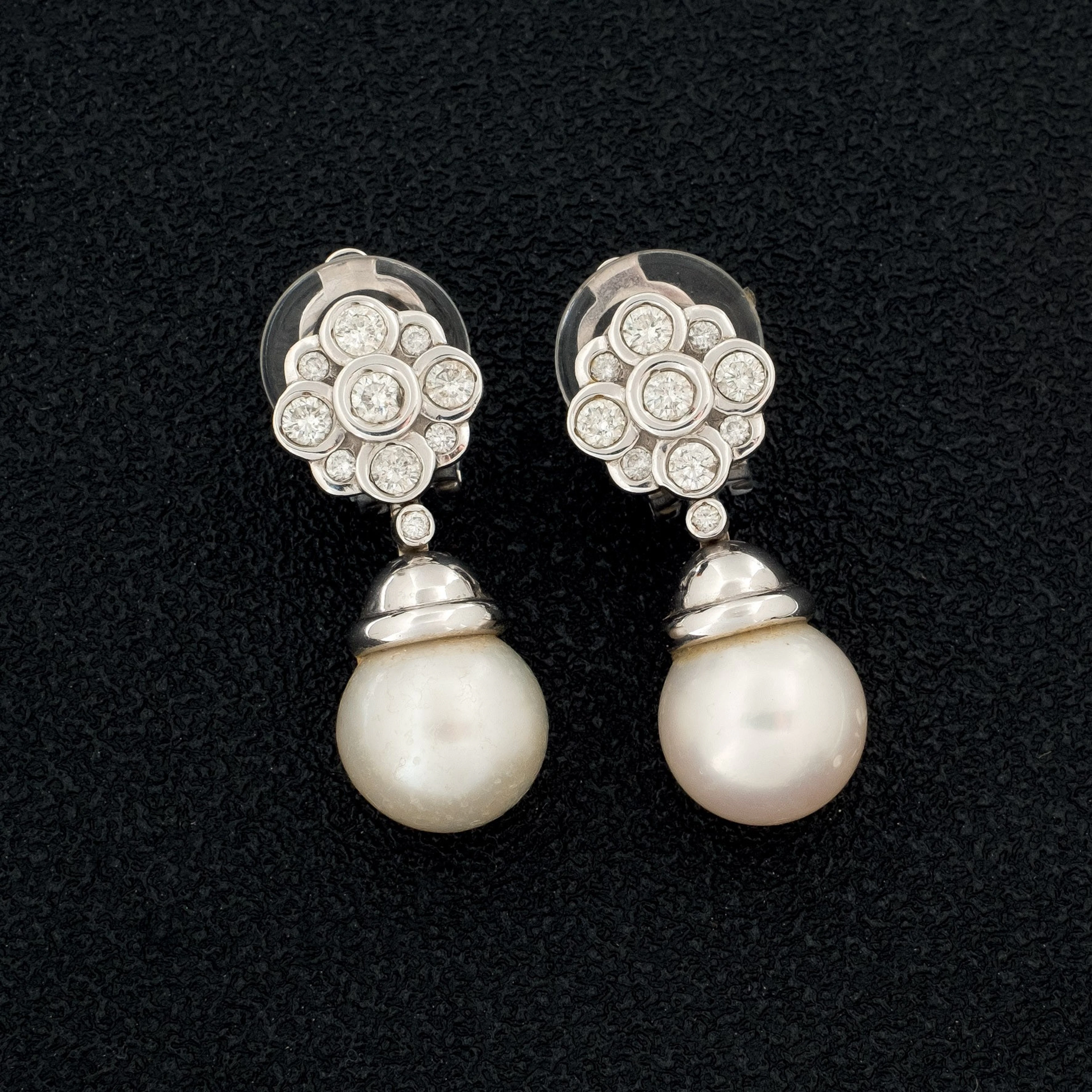 Pendientes de oro con perlas y diamantes