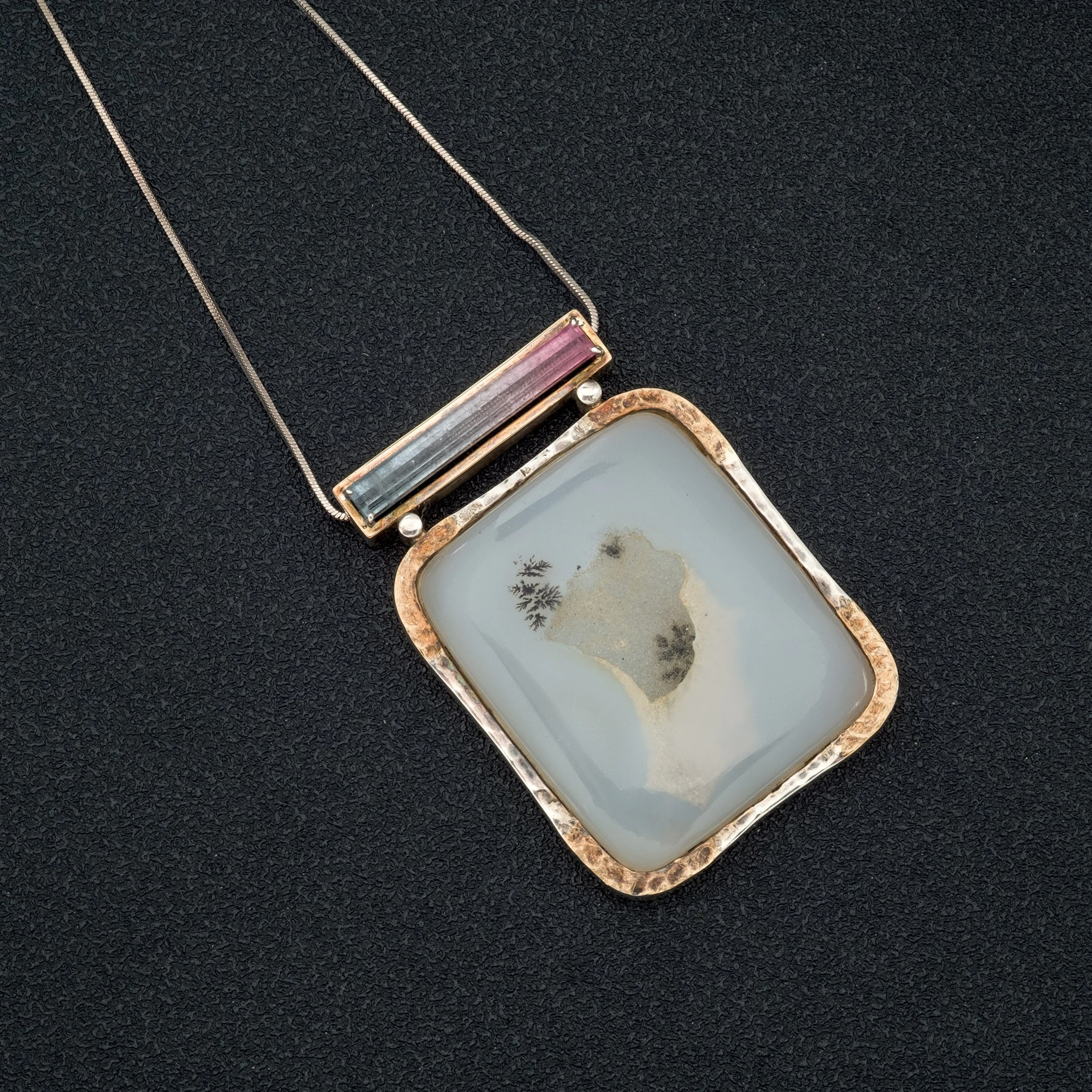 Colgante de plata y oro con turmalina y ágata