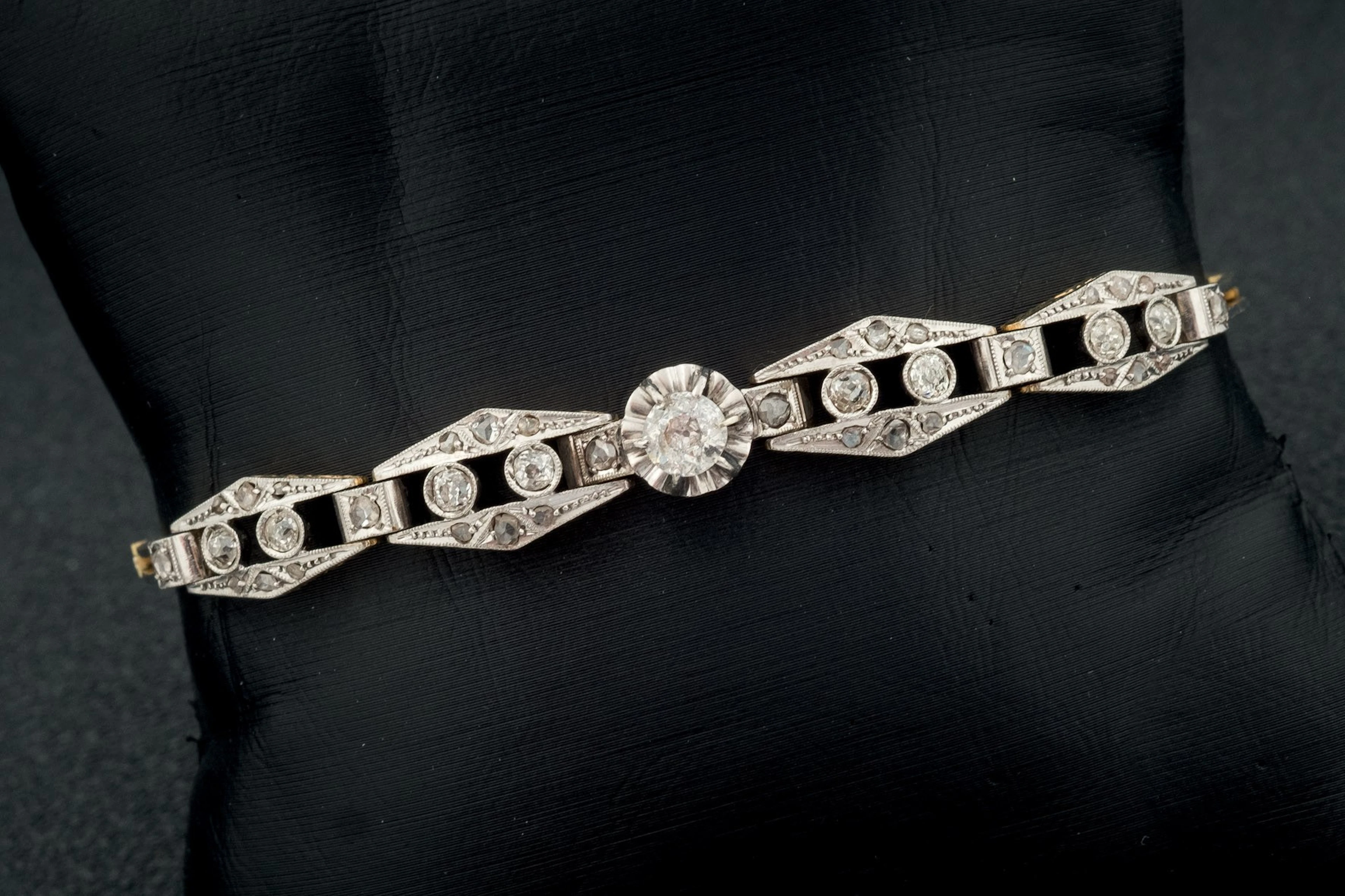 Pulsera de oro, platino y diamantes