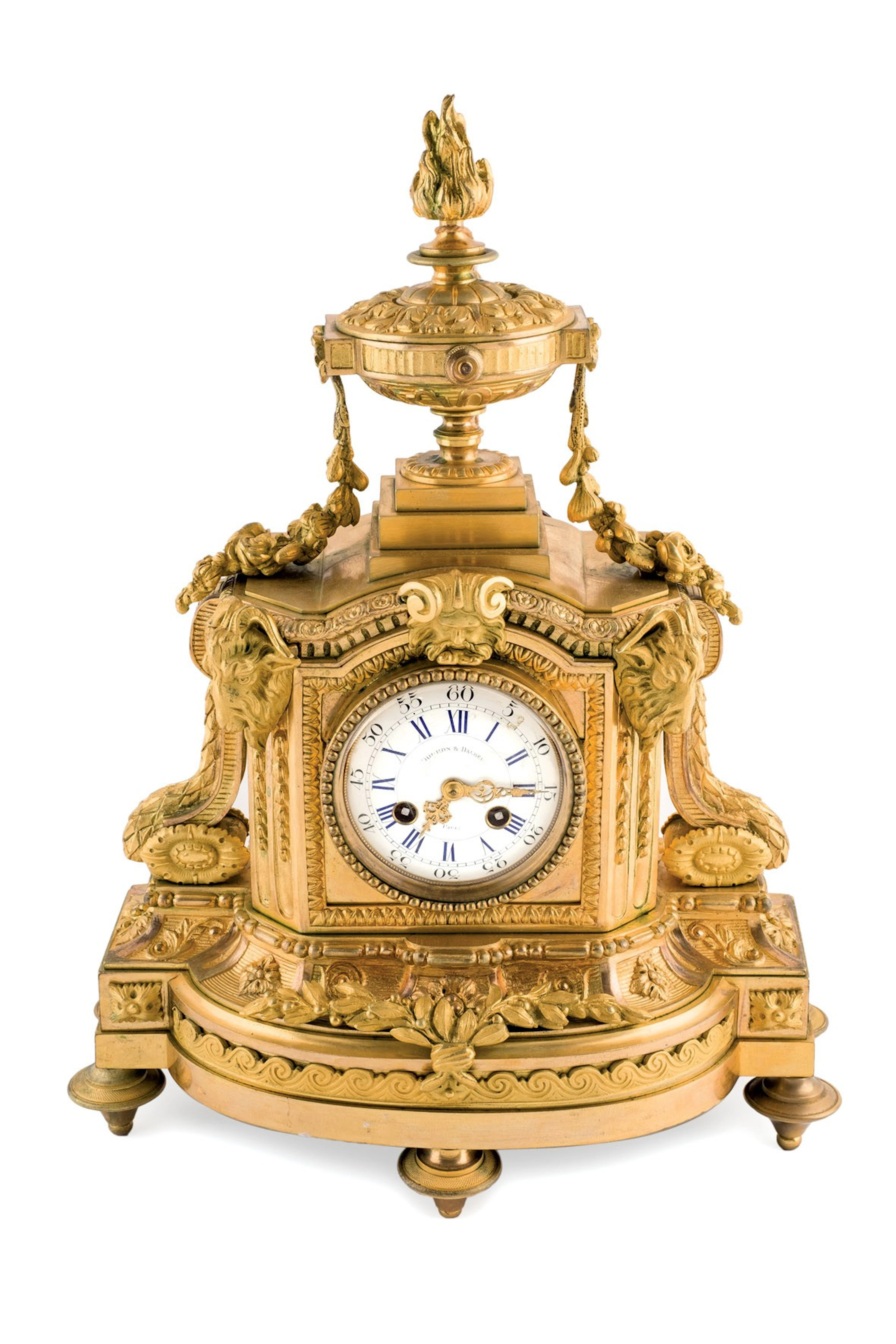 Reloj de sobremesa de bronce. Francia S. XIX