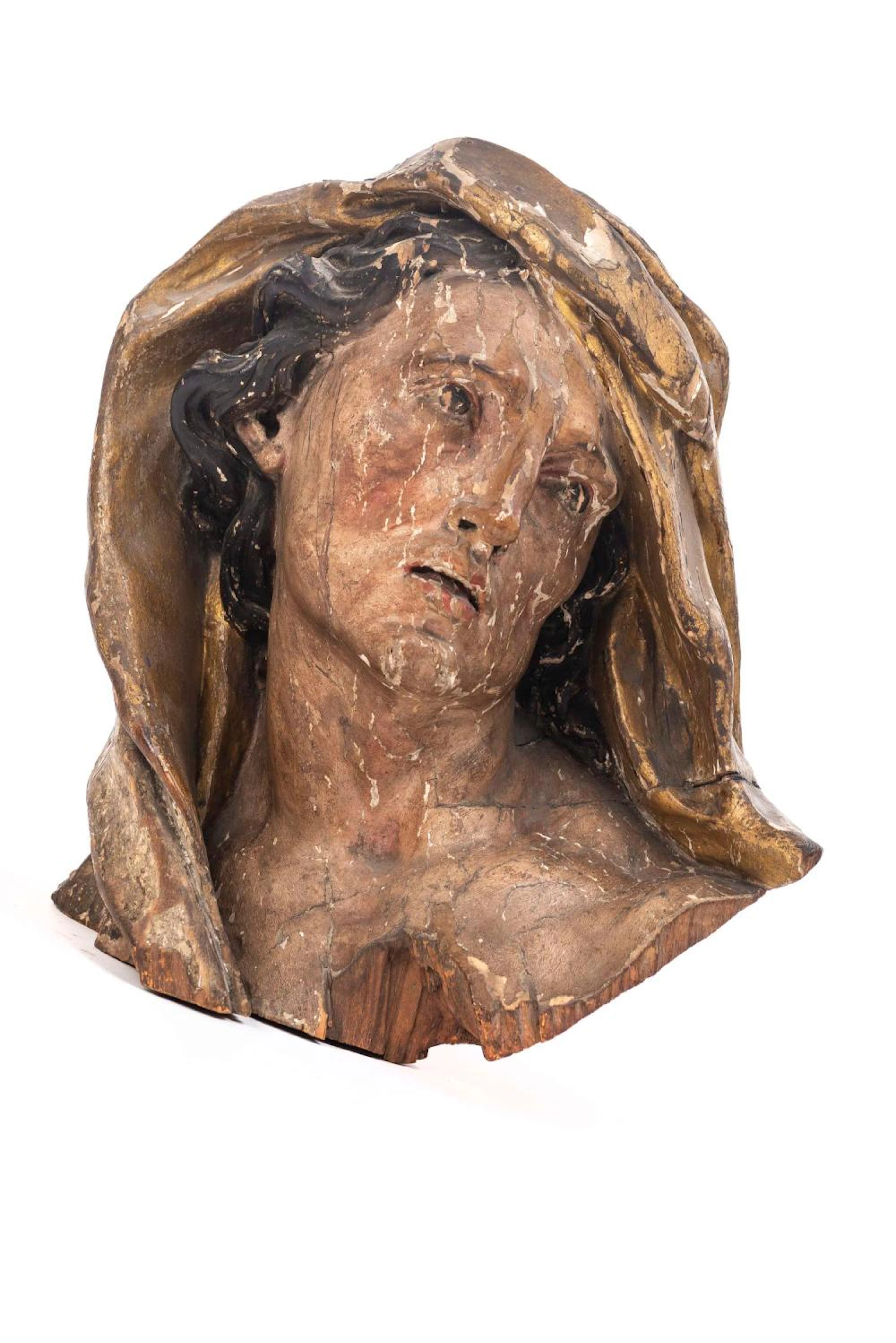 Sculpture en bois peint représentant le visage de la Sibylle de Cumes