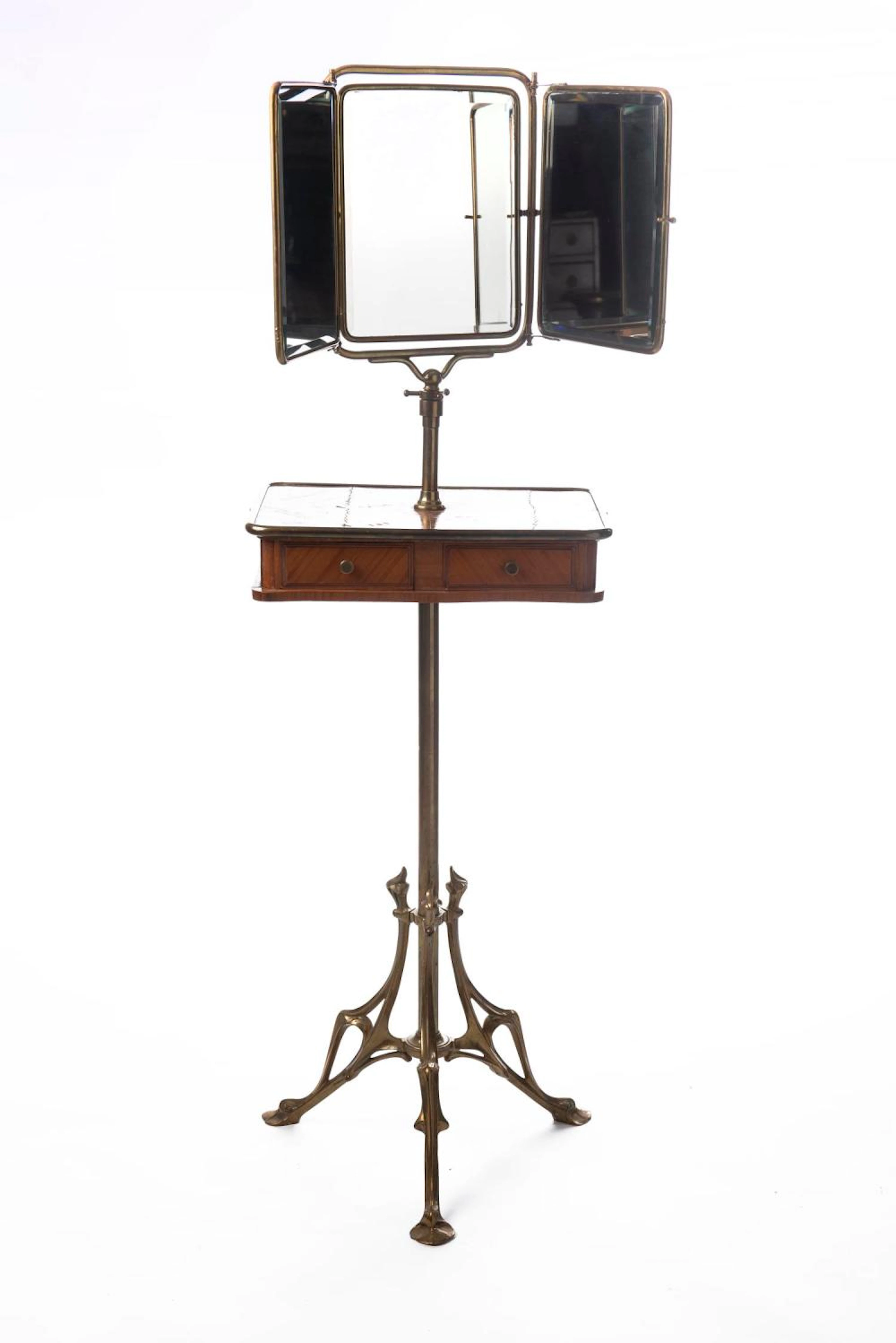 Meuble de toilette Art nouveau
