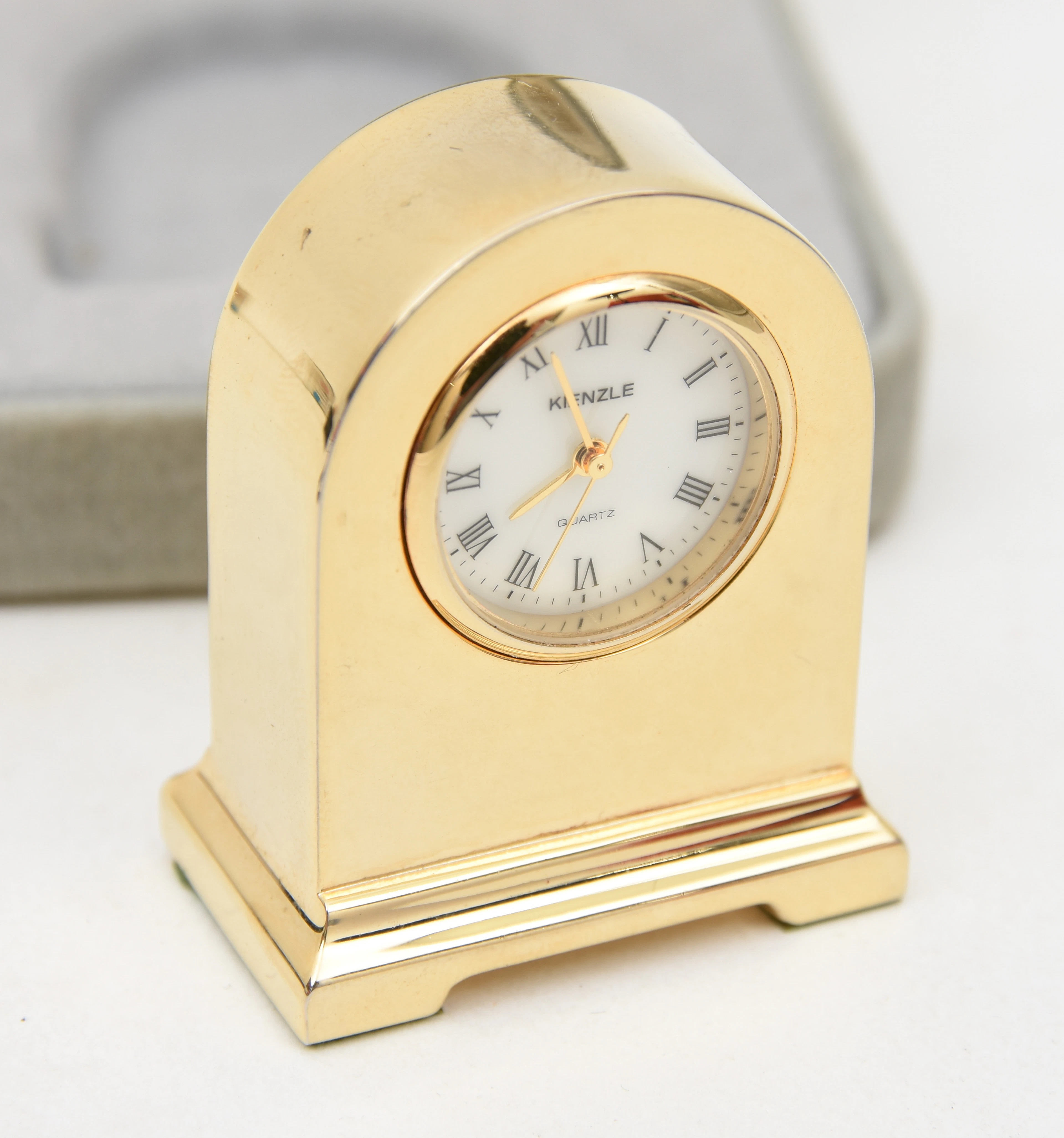 KIENZLE. Stiluhr.