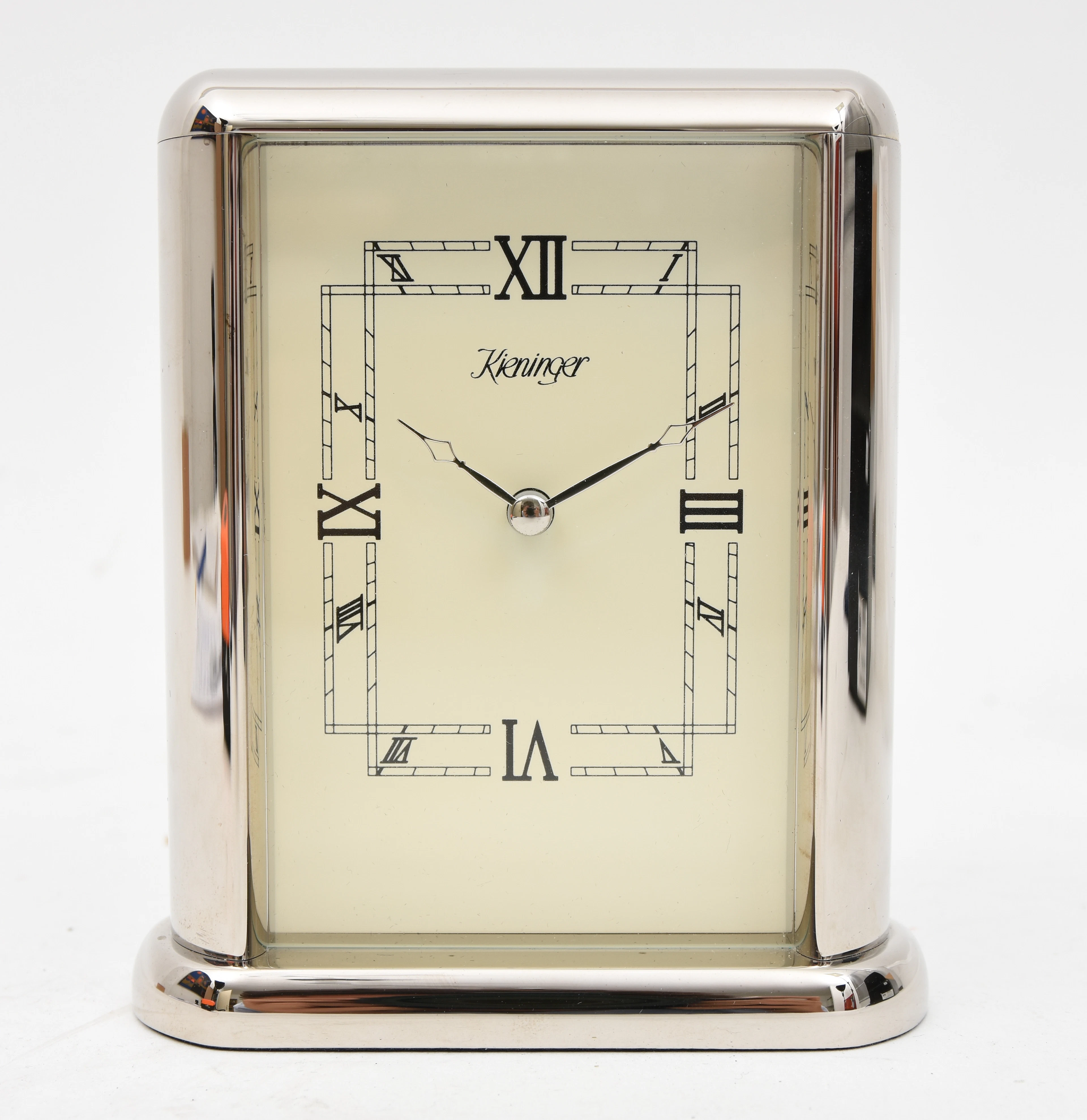 KIENINGER. Quadratische Stiluhr.