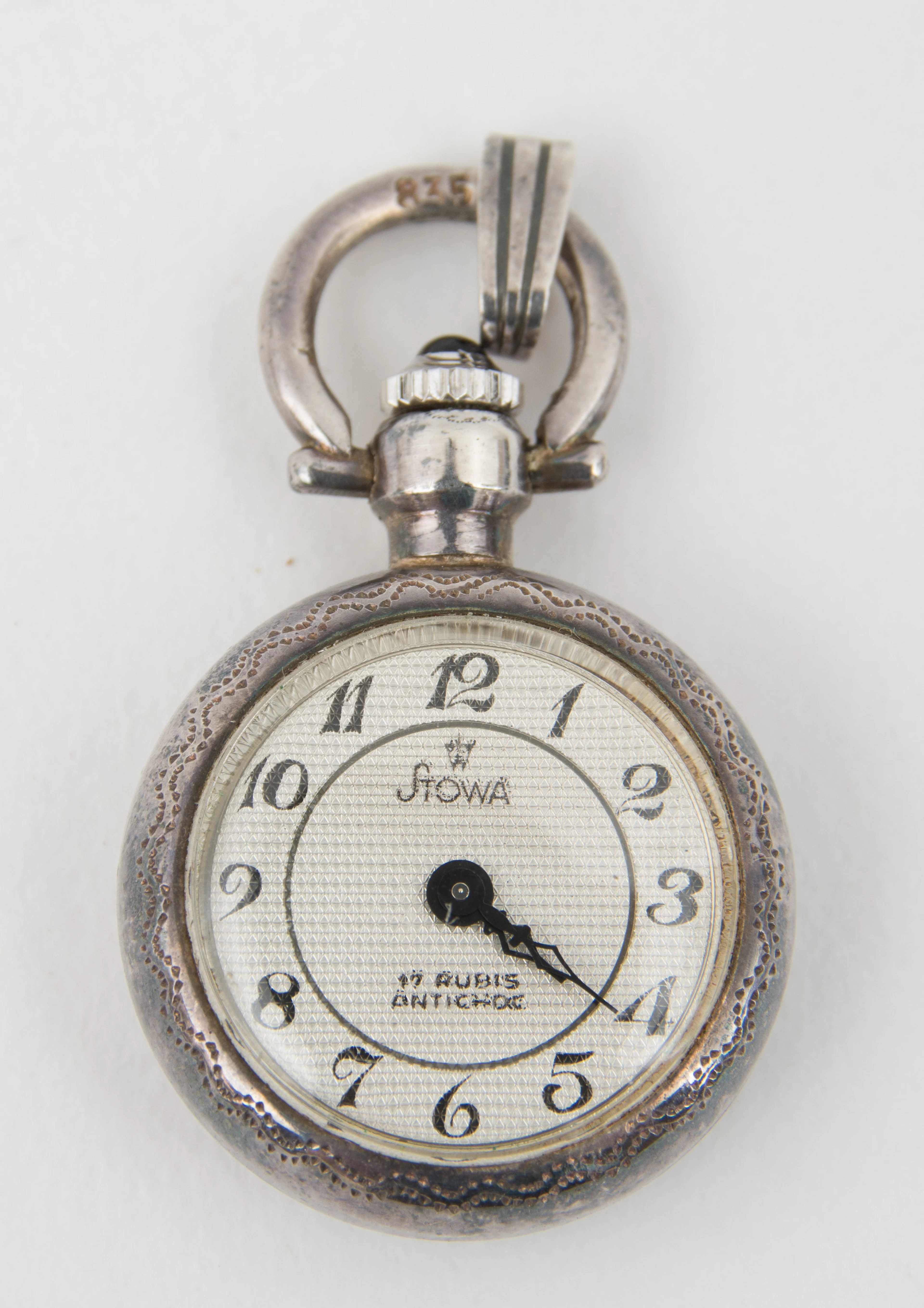 STOWA. Silberne Taschenuhr mit Anhänger, ziseliert u. graviert, wohl 1.Hälfte 20. Jh.