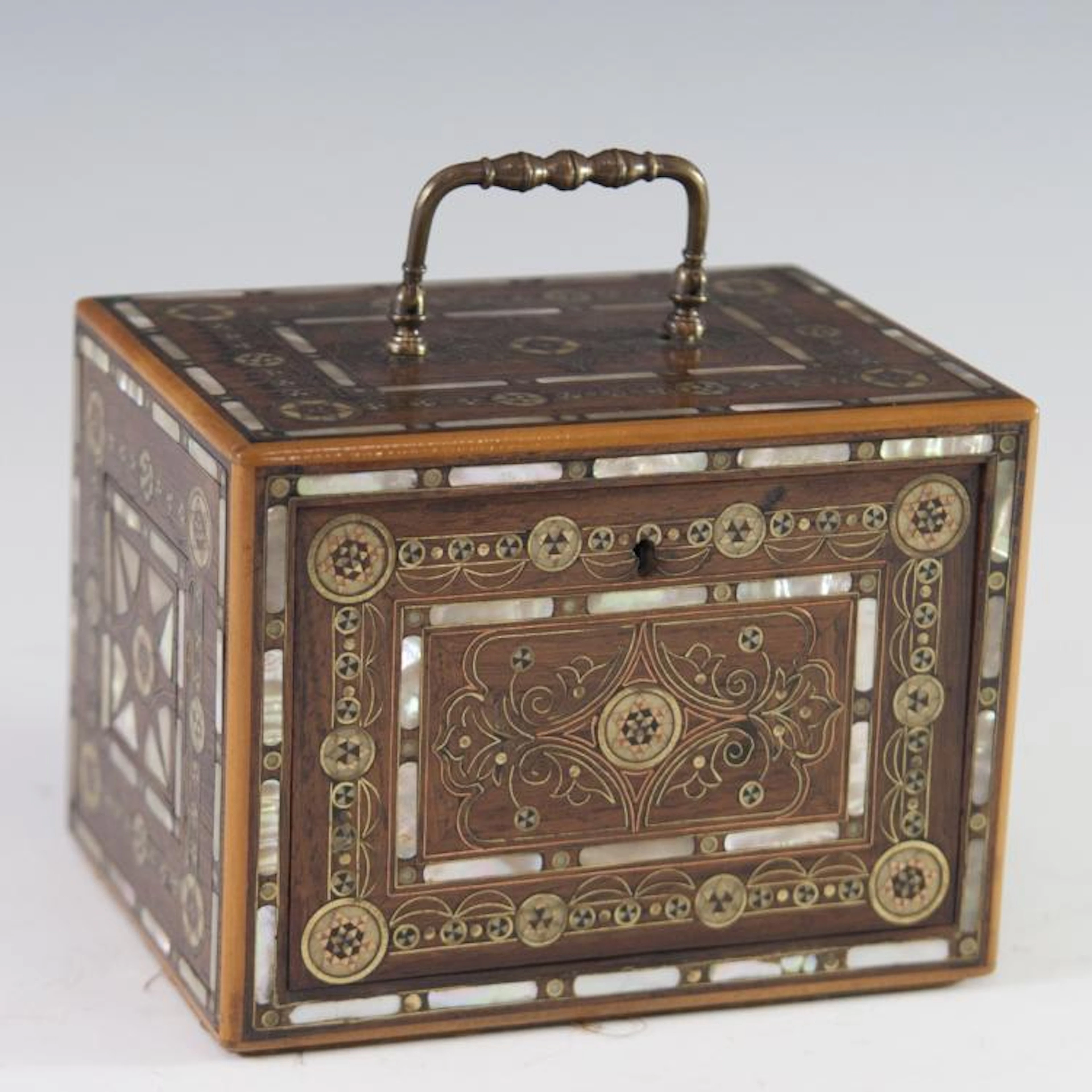 Damascene Inlaid Mother of Pearl Mosaic Box