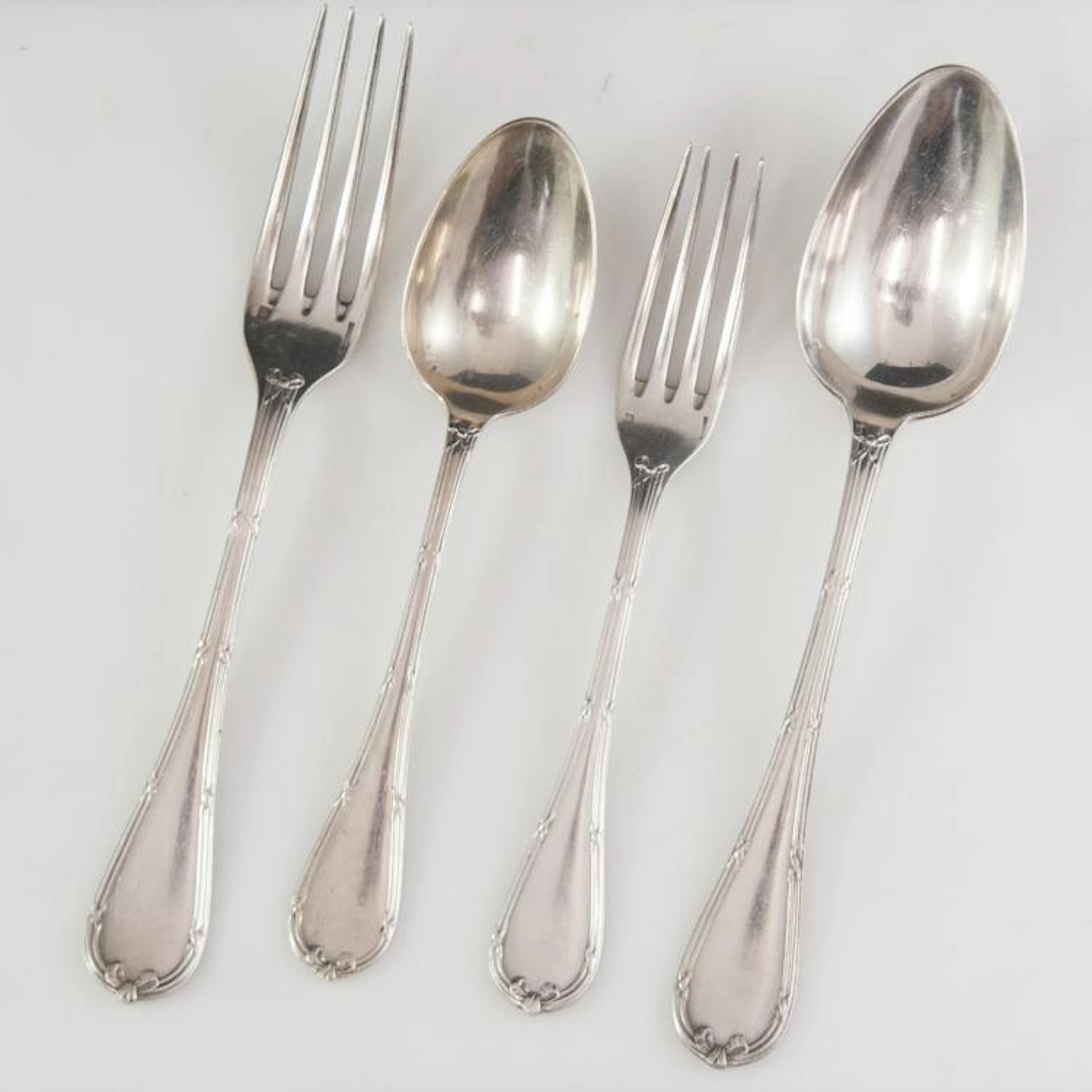 CHRISTOFLE "RUBANS" SILVER PLATED SET