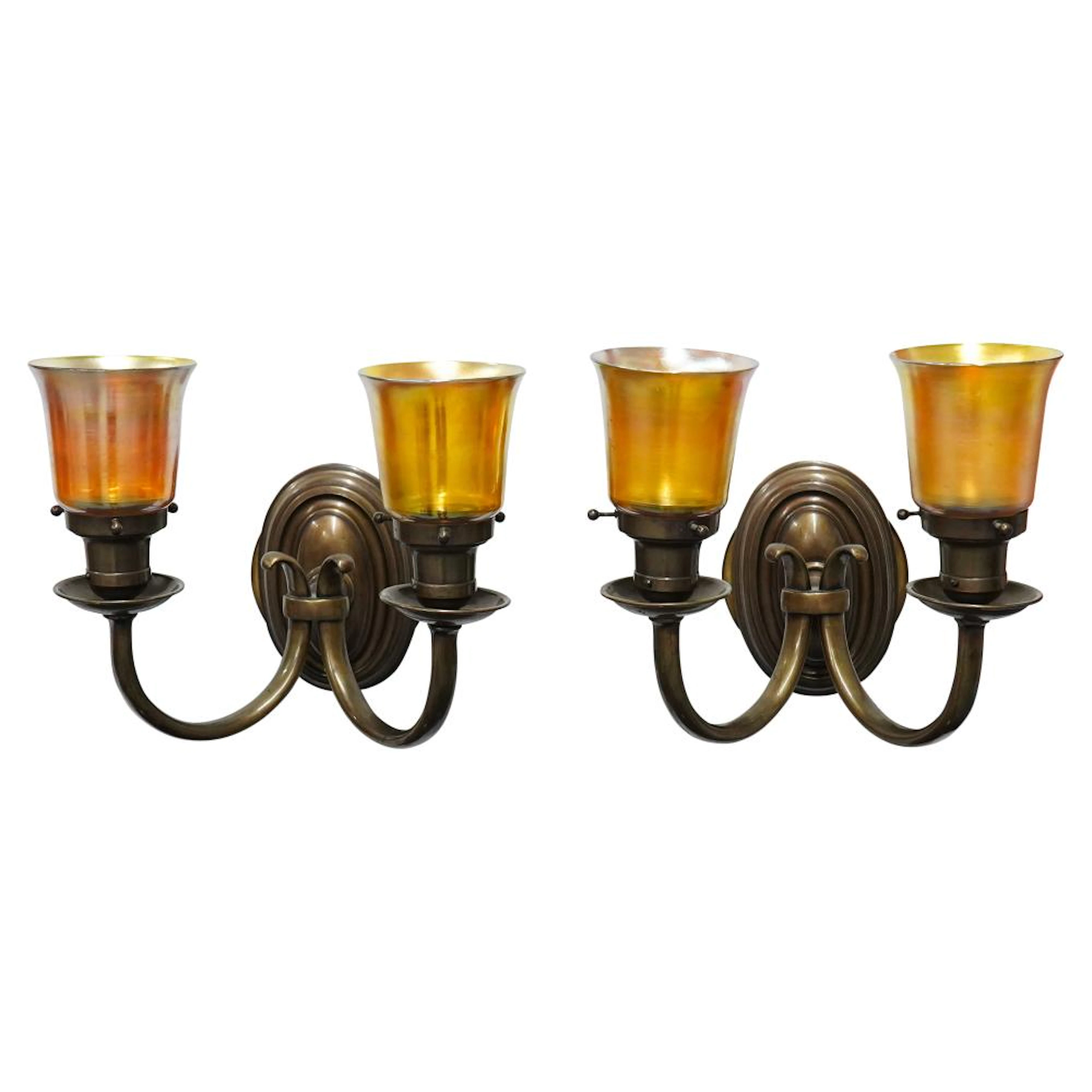 (2 Pc) Pair of Tiffany Glass Sconce Lamps