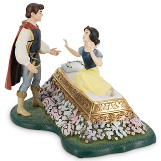 Disney Snow White "A Kiss Brings Love Anew" Figurine