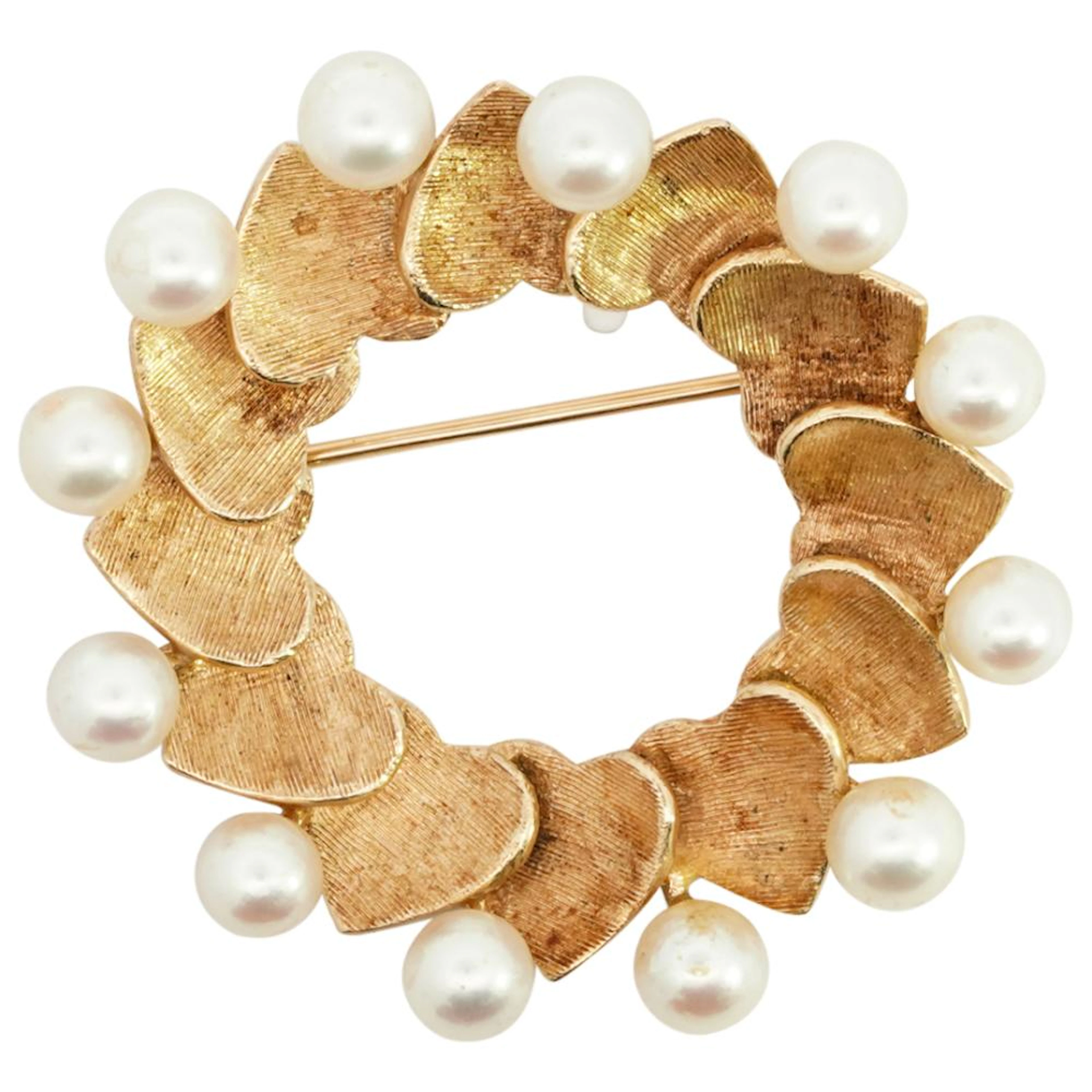 14k Gold Pearl Beaded Heart Pi