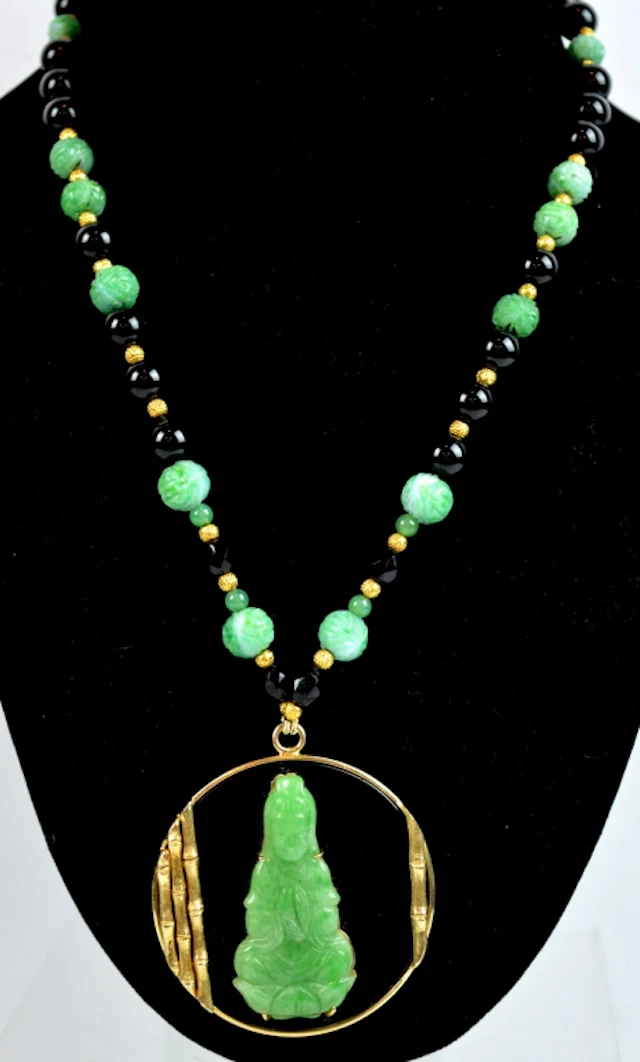 Chinese Natural Jadeite Guanyin Pendant, 18K