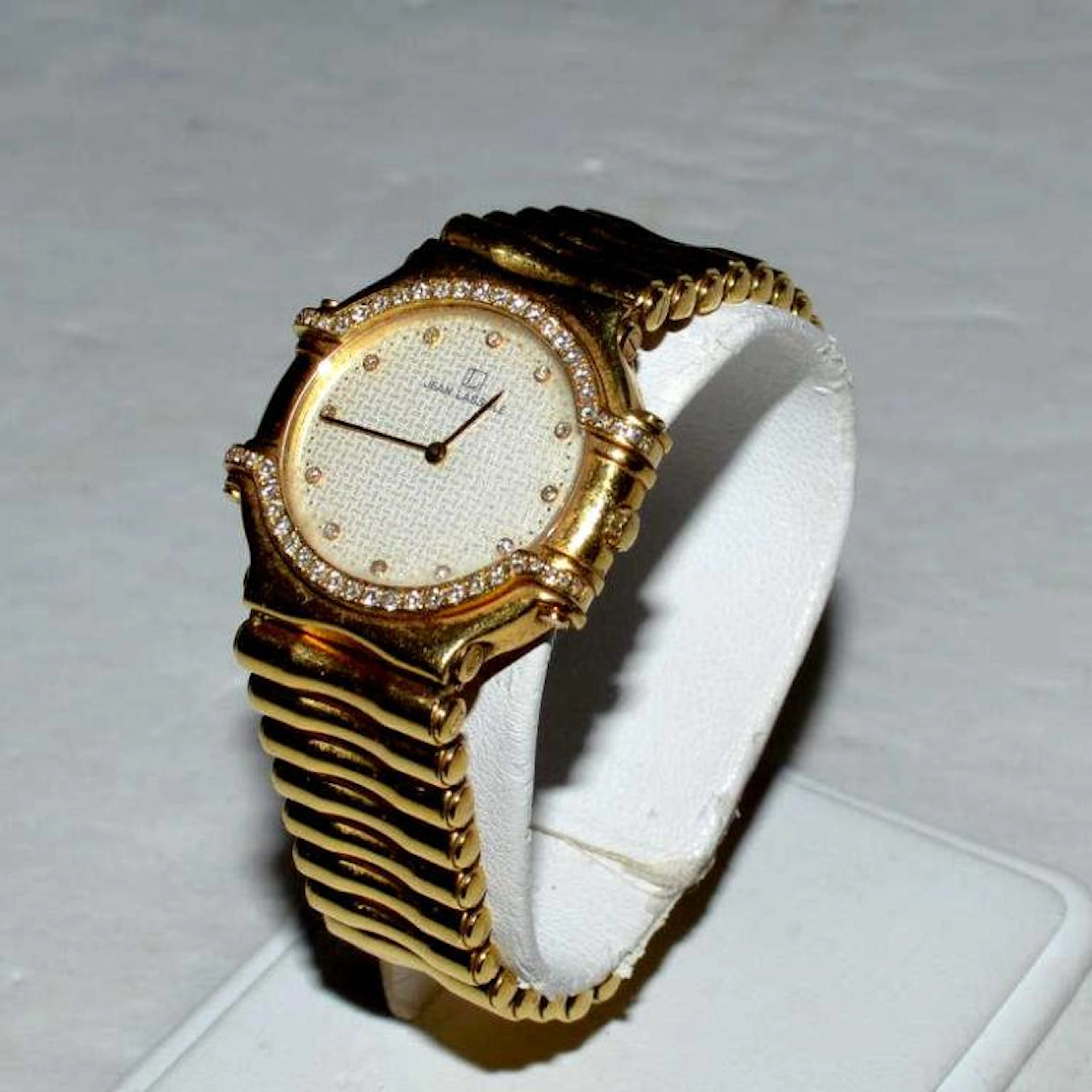 Lady's 18kyg Jean LaSalle Diamond Watch