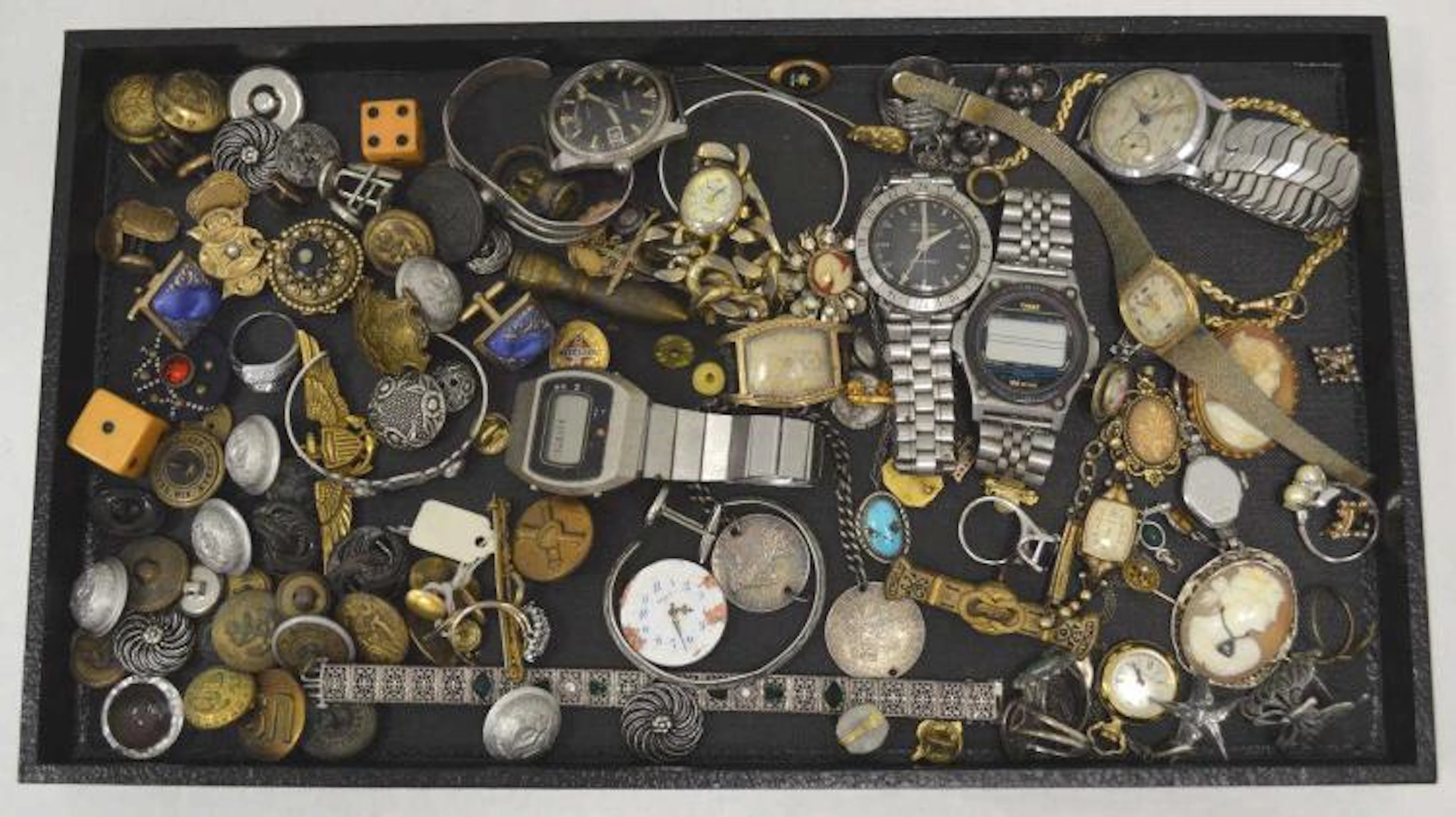 Lot of costume jewelry and watches
