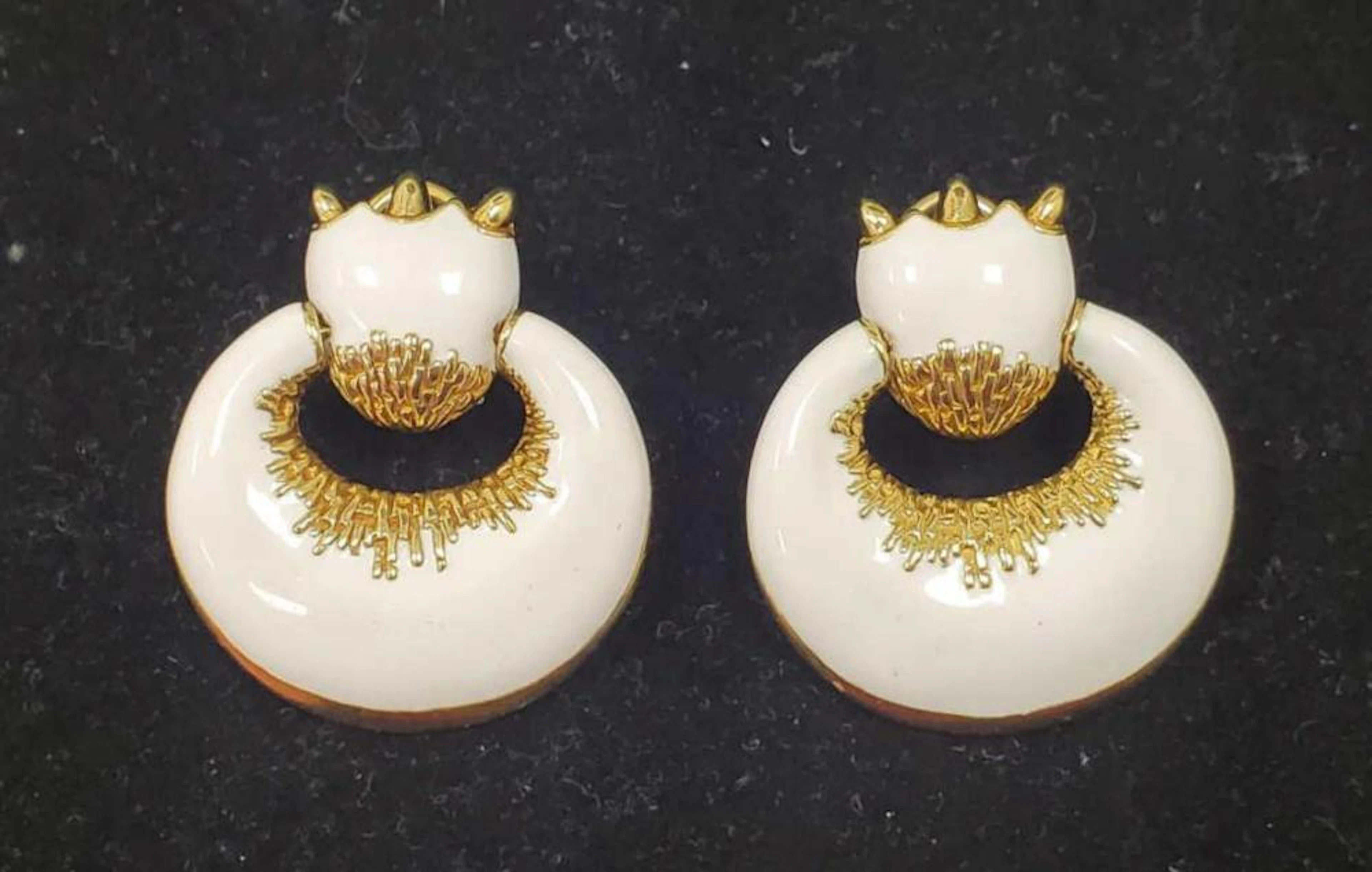 18kt yellow gold enameled earrings by Frascarolo