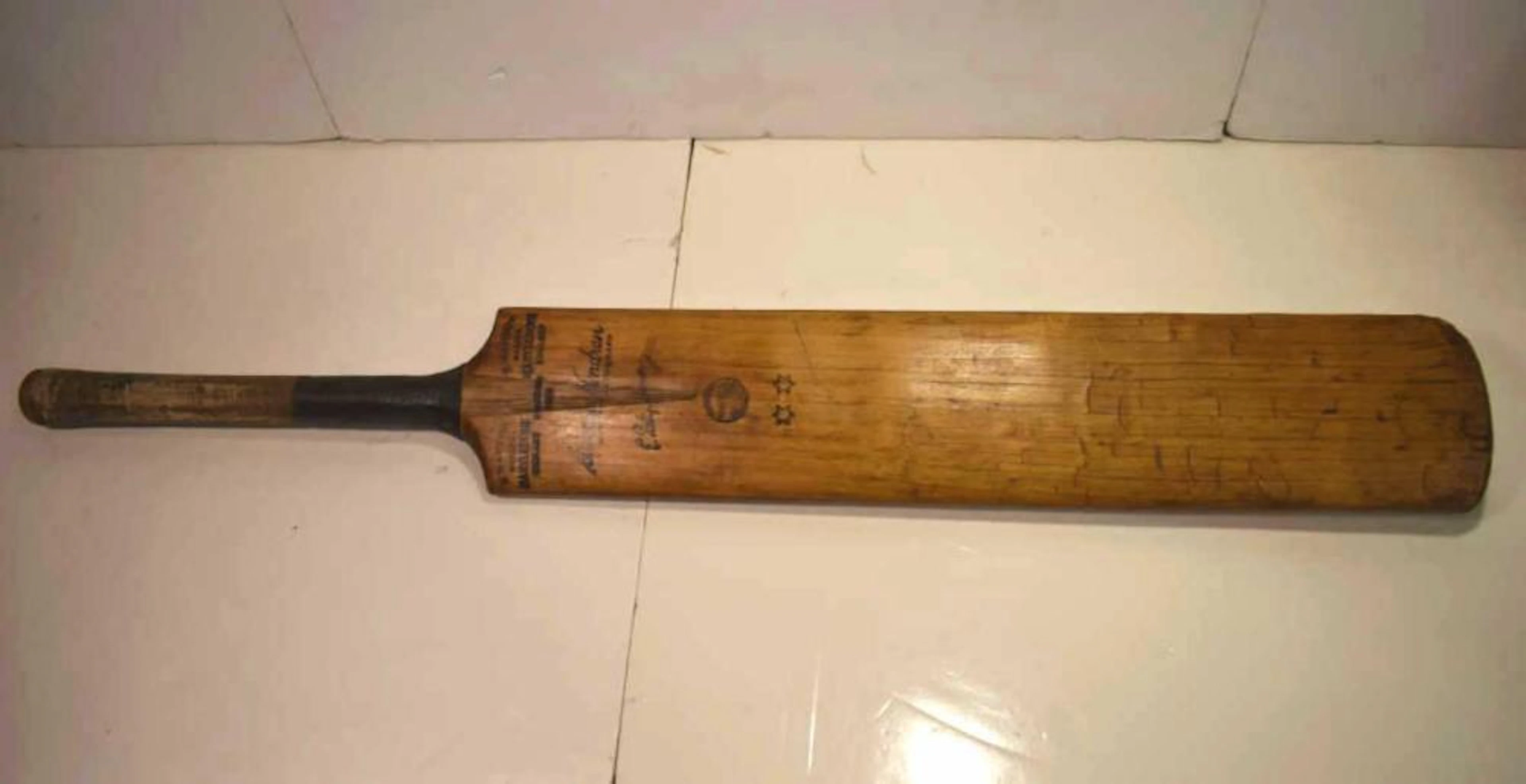 Antique Cricket Bat B. Warsop Patsy Hendre