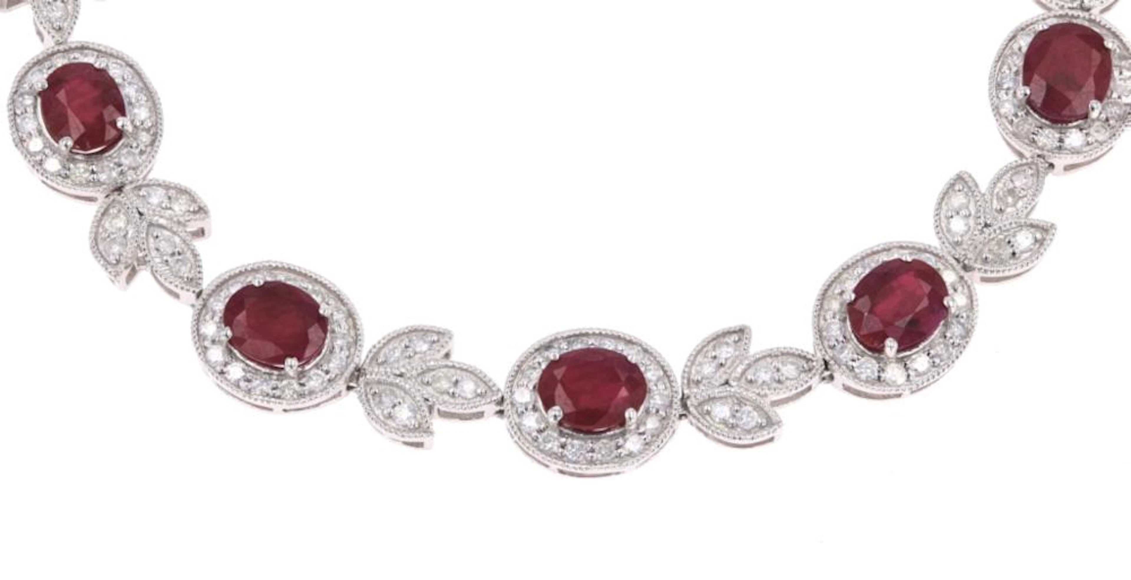 atural Ruby 7.33ct Laurel Wreath Set in Platinum