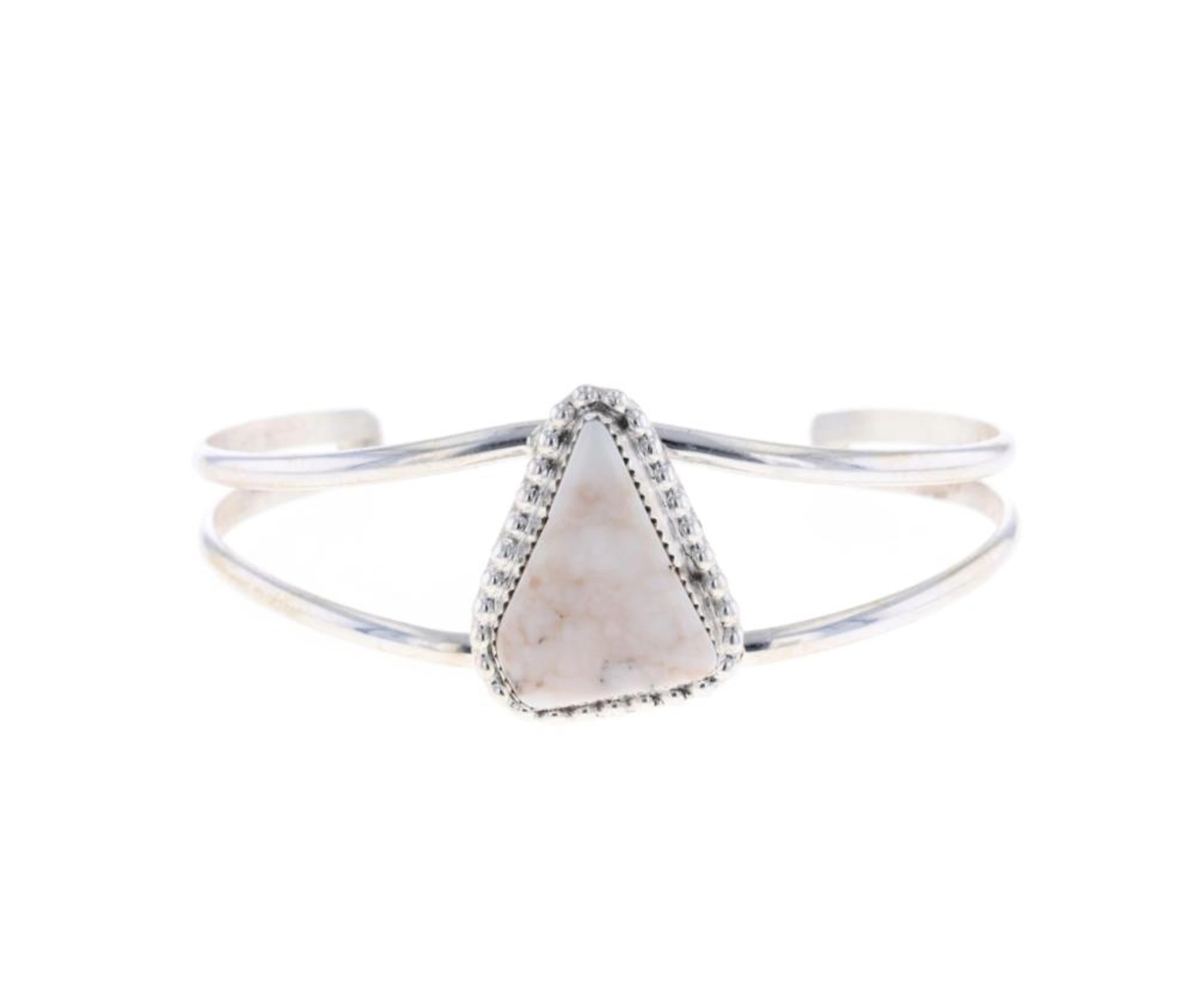 avajo H. Tsosie Sterling Silver Howlite Bracelet