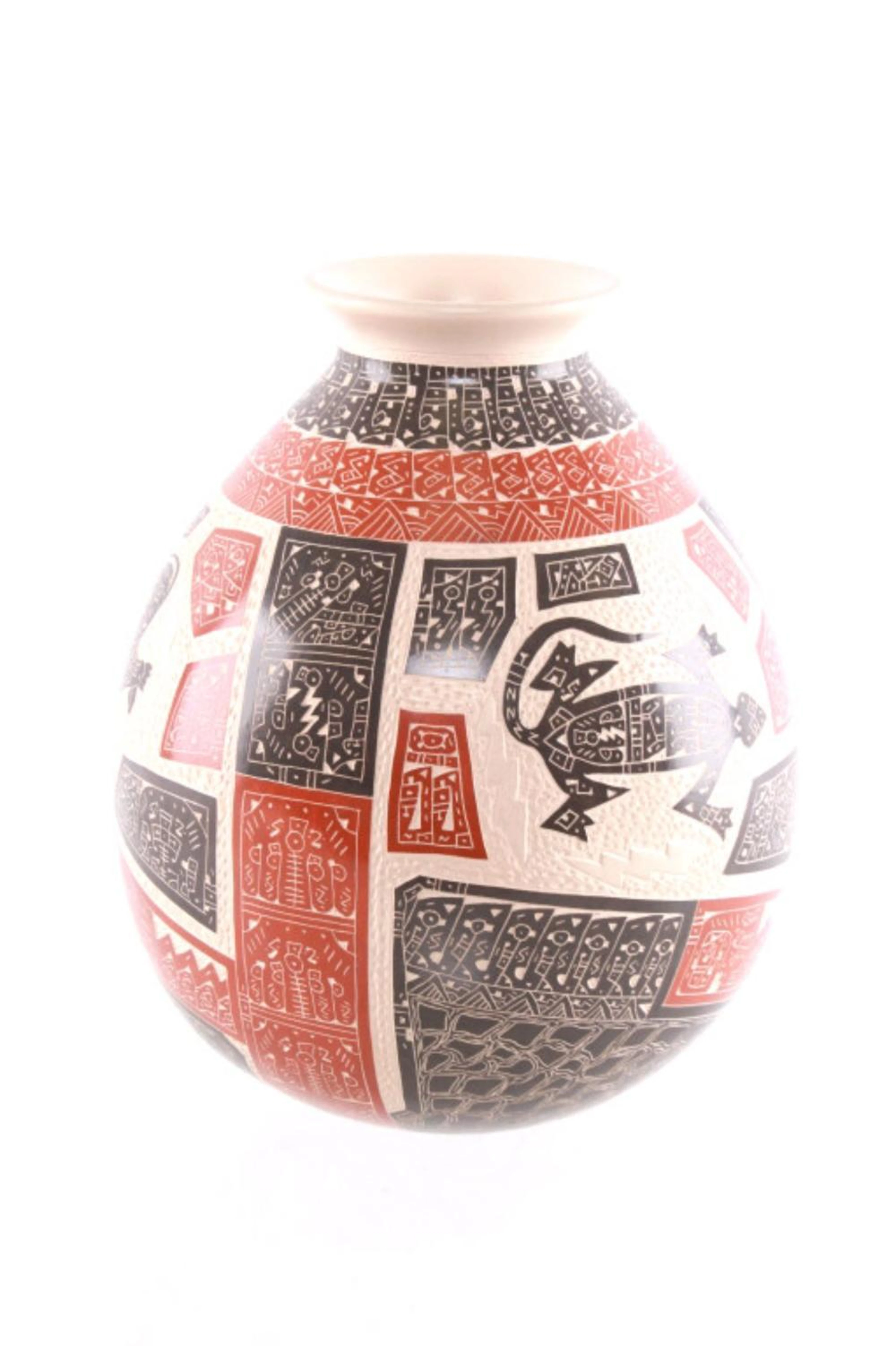 Mata Ortiz Polychrome Ceramic Vase by Rodriguez