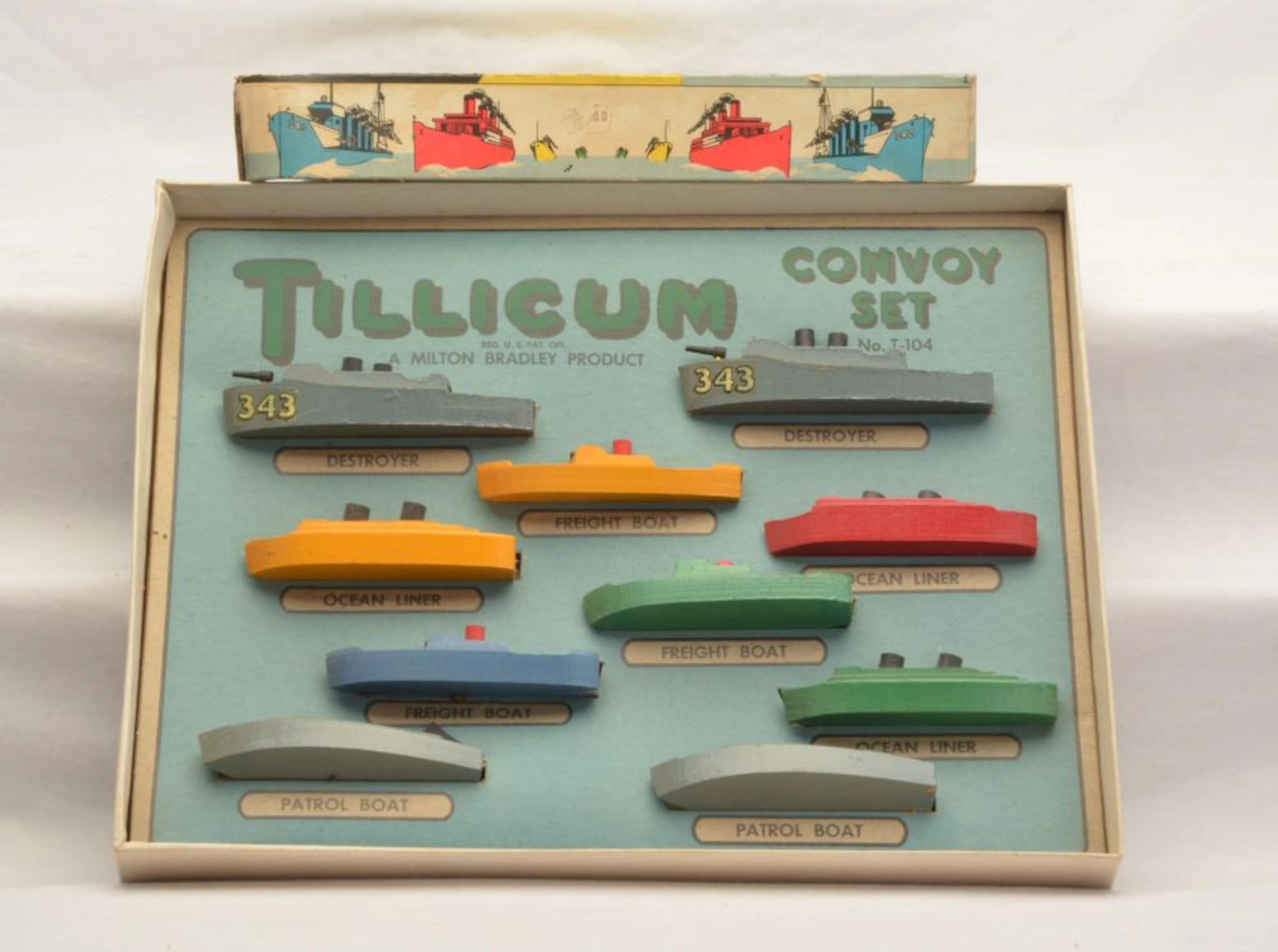 Milton Bradley no. T-104 Tillicum Convoy Set of Wooden Boats MINT Boxed