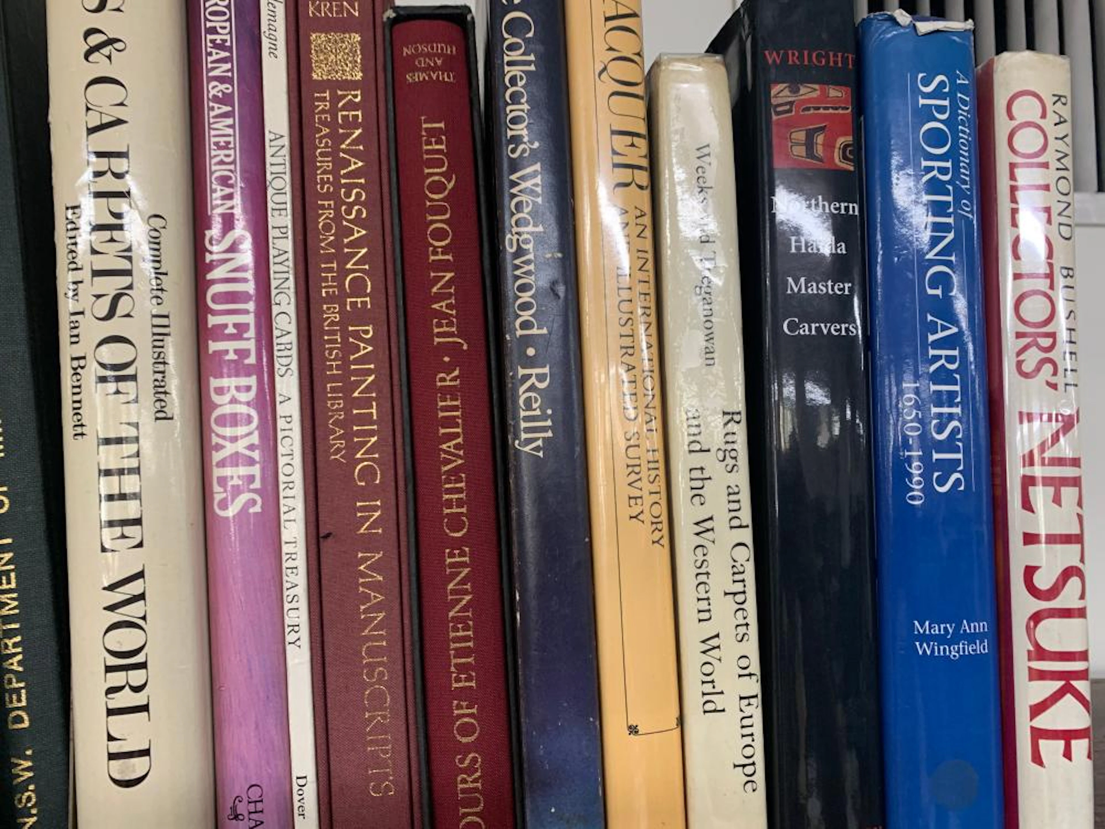 ART AND ANTIQUE COLLECTING