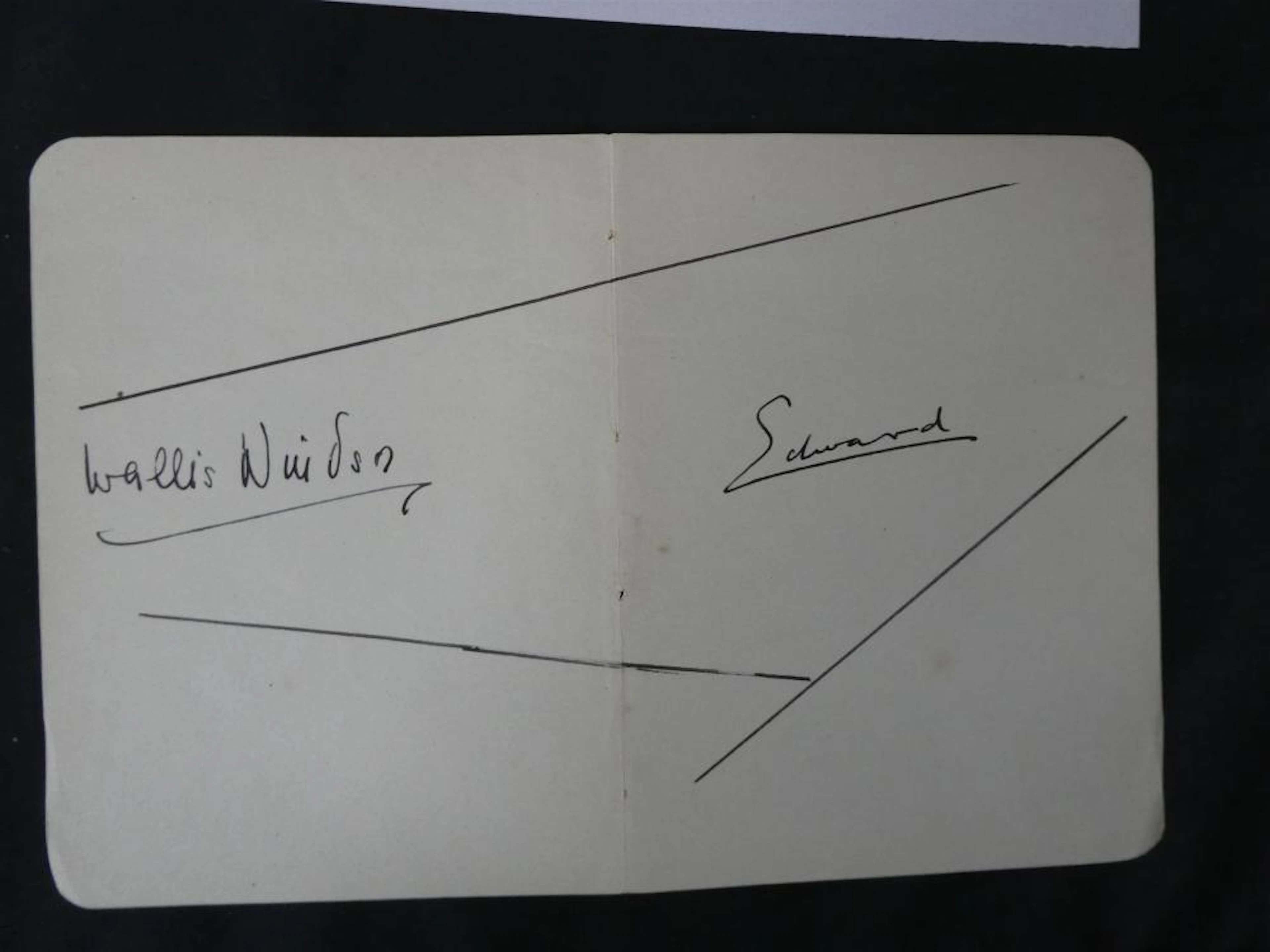SIGNATURE WALLIS AND EDWARD