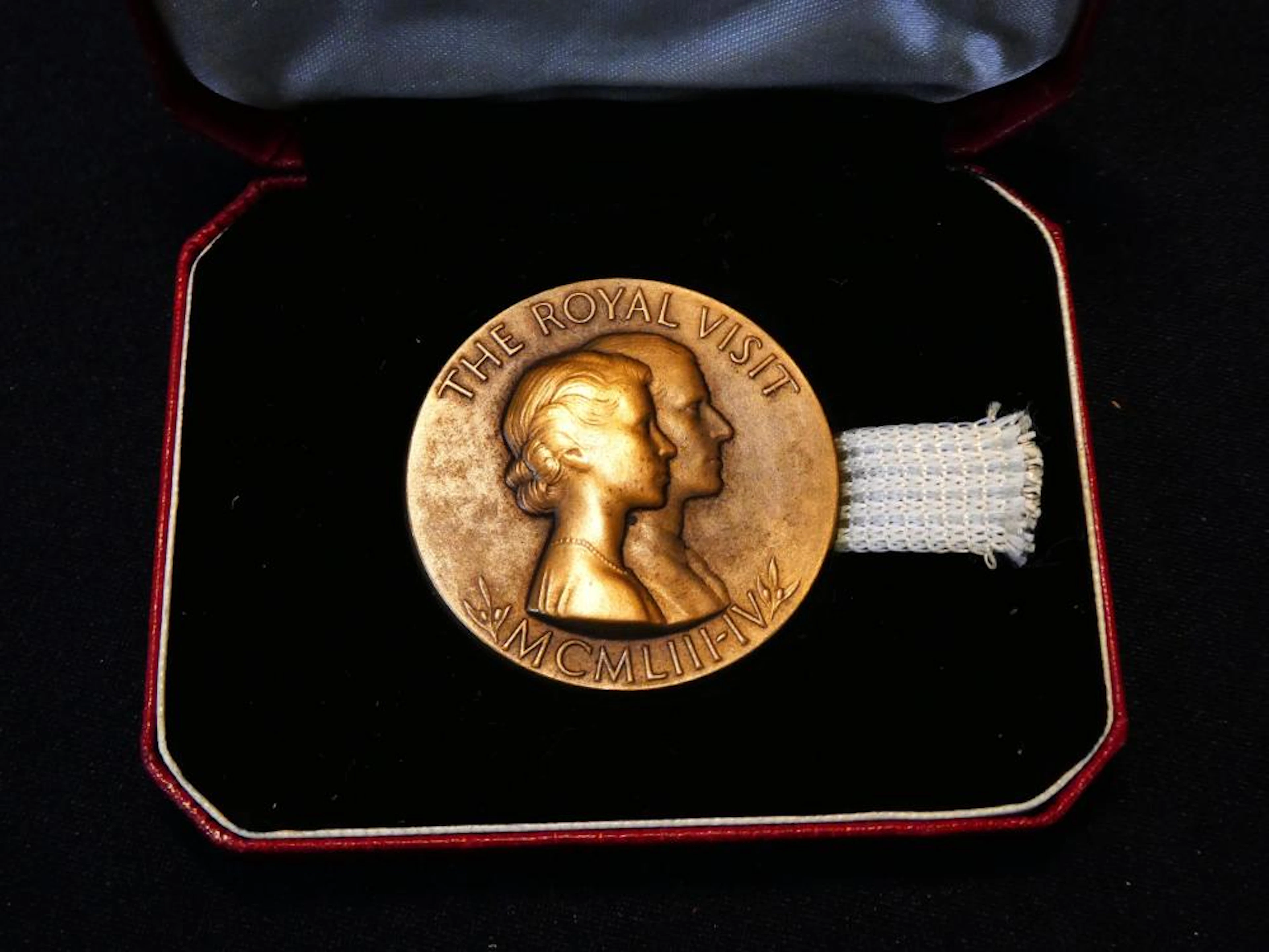 Royal Visit SS Gothic Album Letter And Medallio