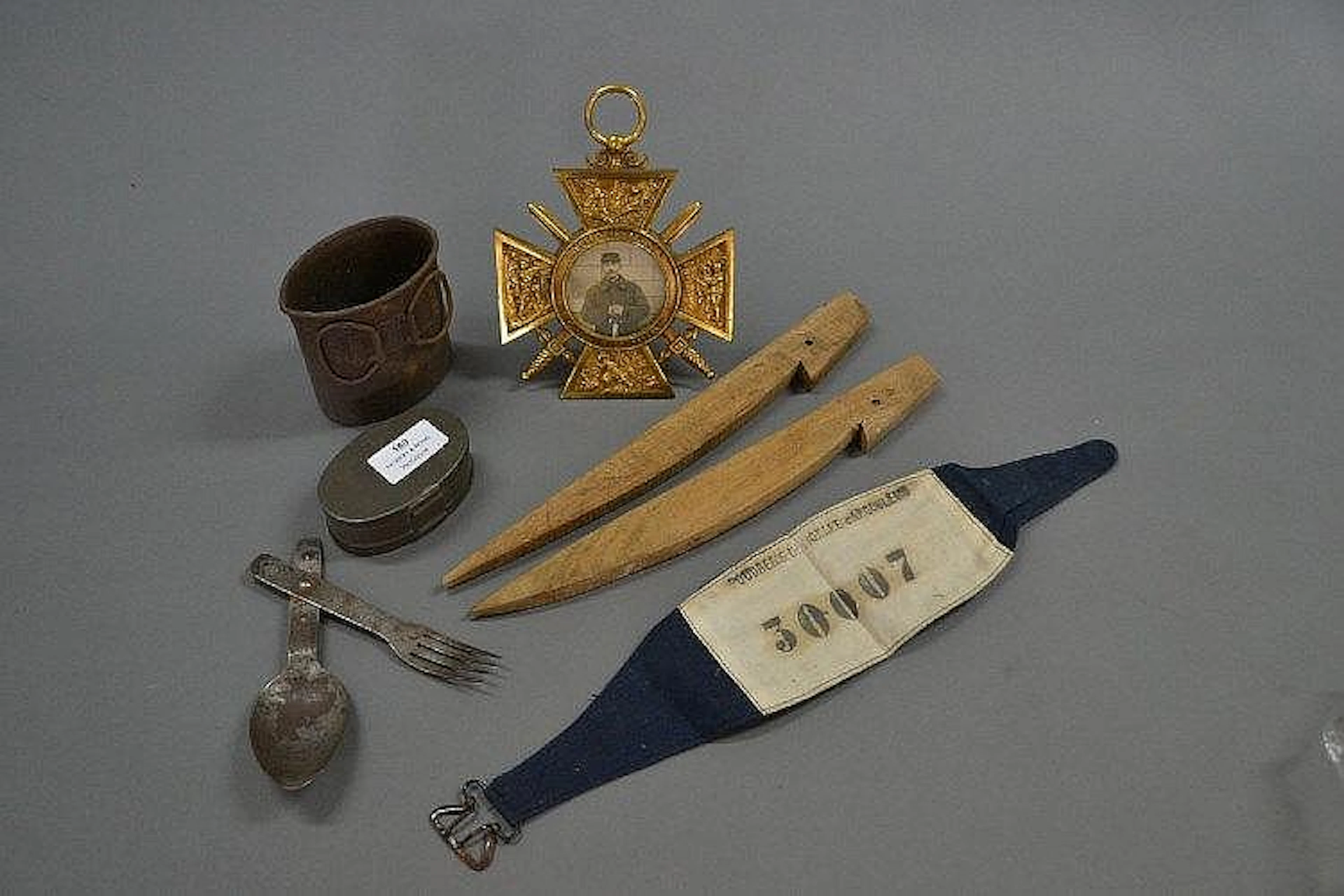 Nice lot of French WWI soldier's personal items to