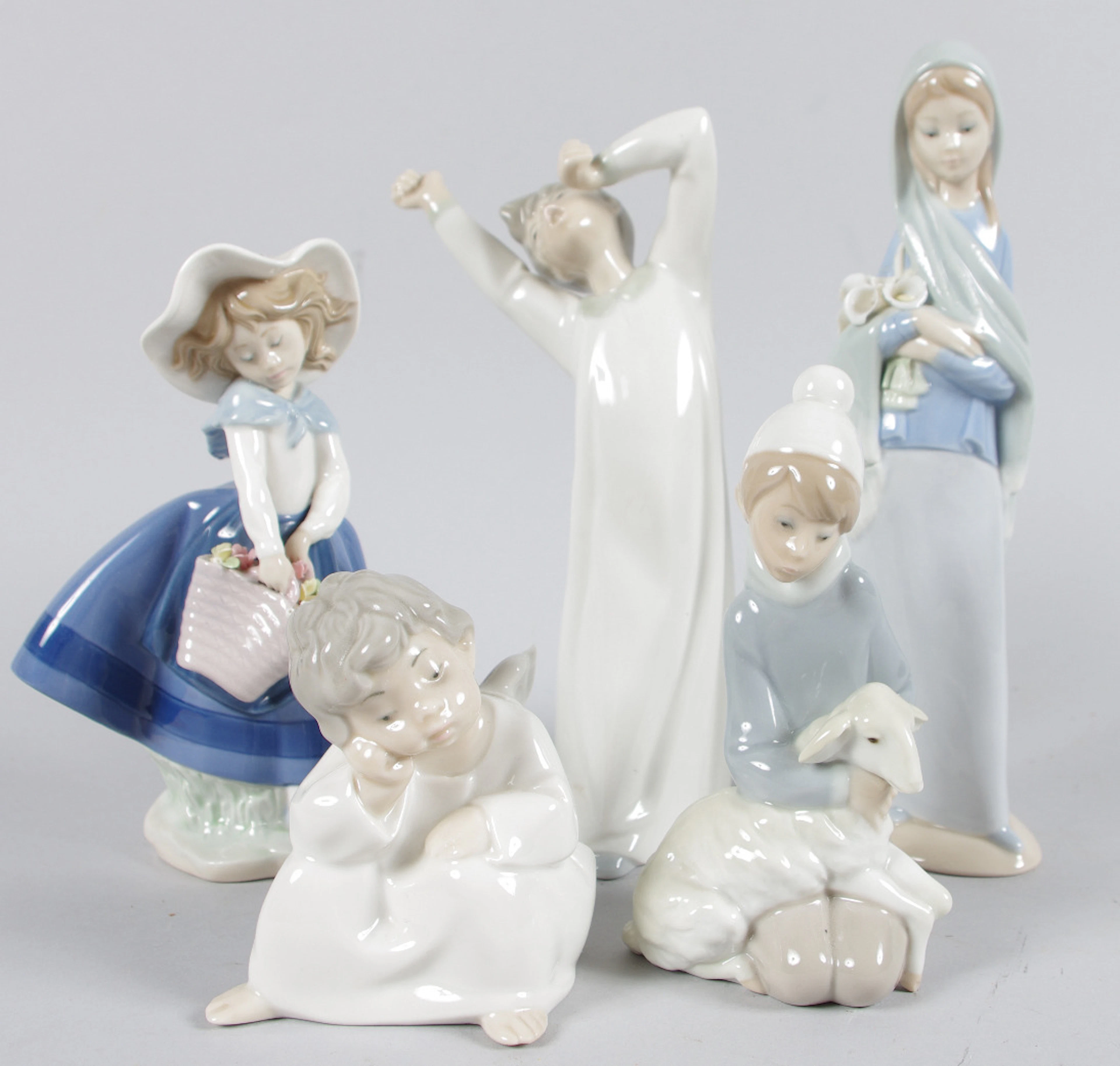 PORSLINSFIGURER, 5 stycken, Lladro.