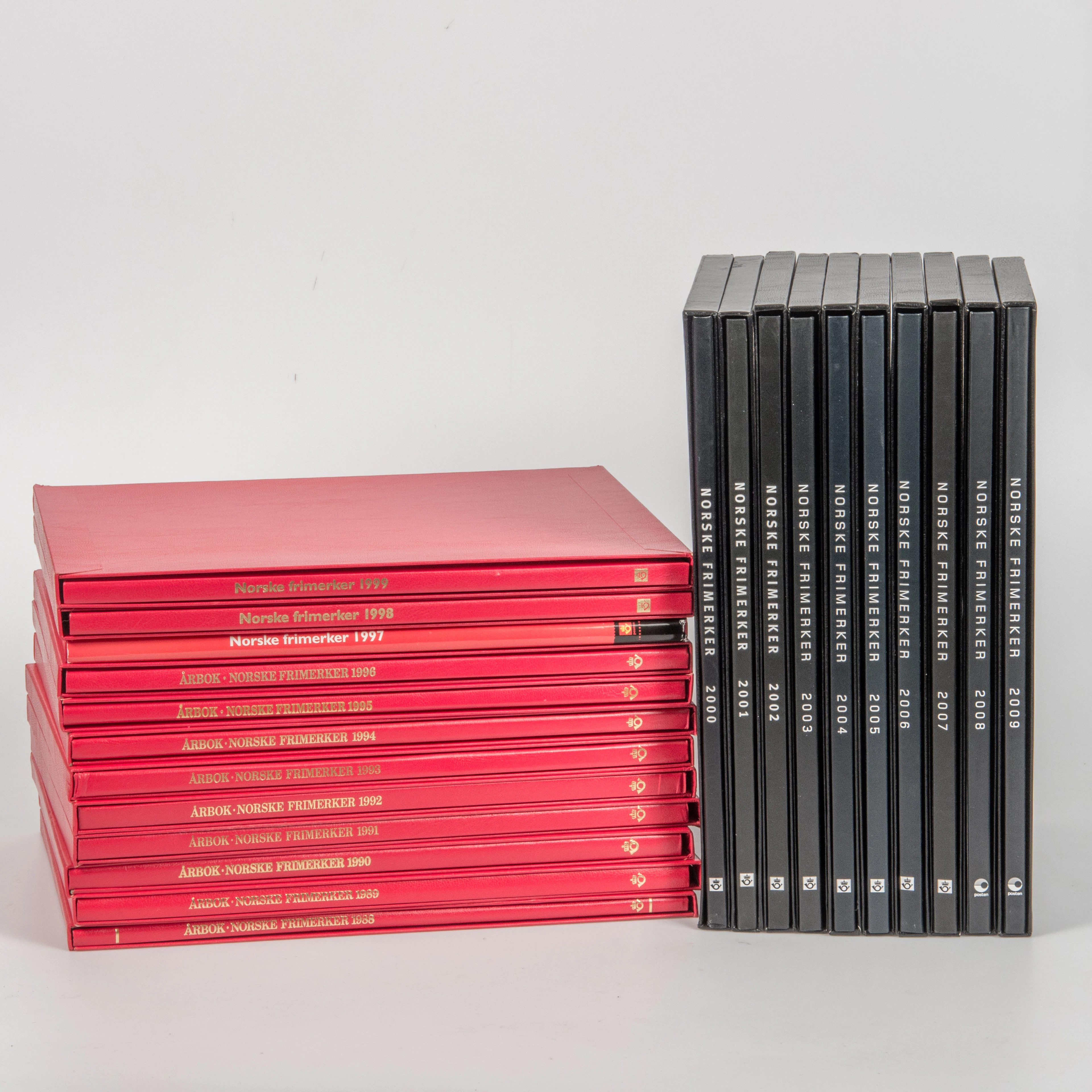 FRIMÄRKEN, Norska frimärken årsbok, 1988-2009.