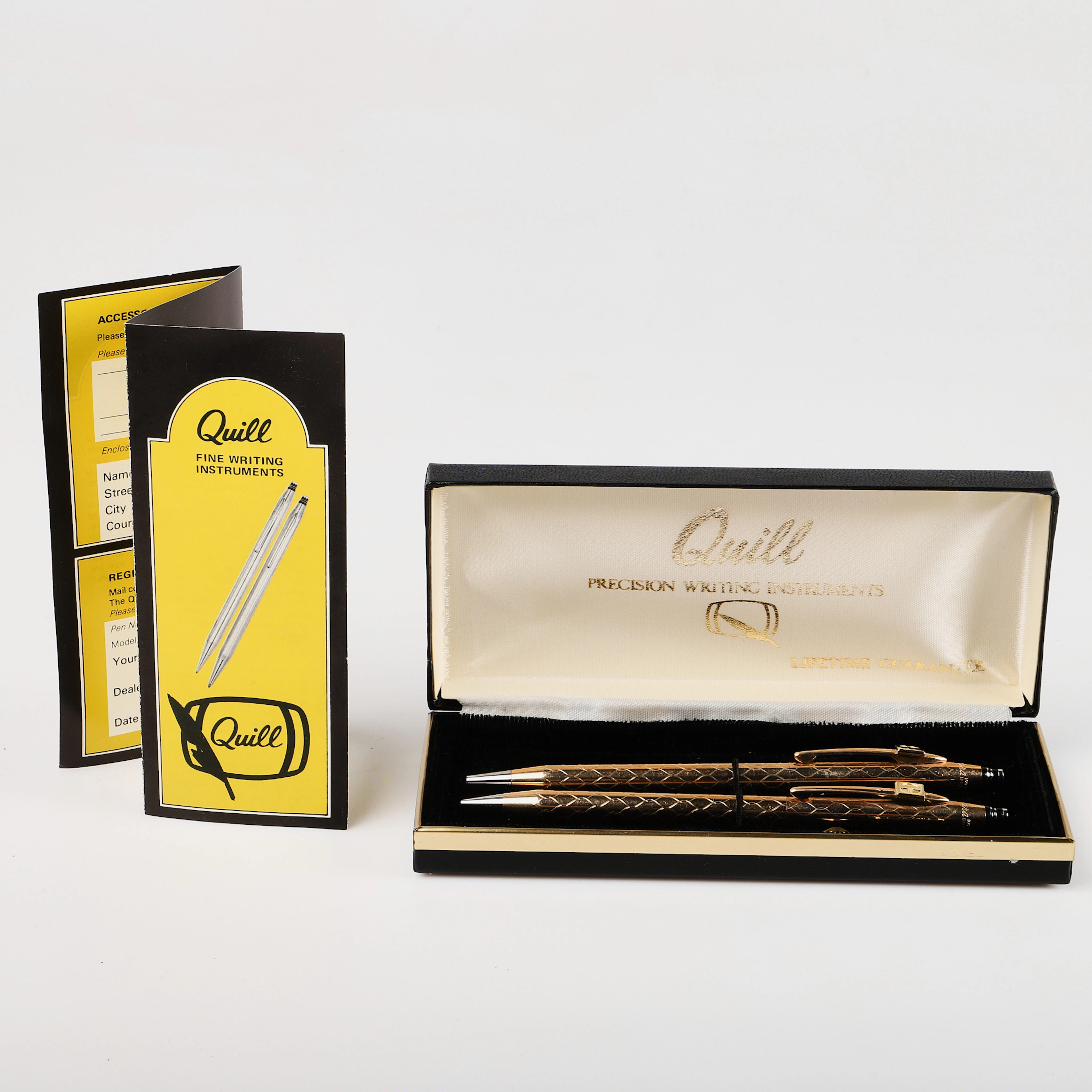 PENNOR, 2 stycken i etui, Quill Riviera.