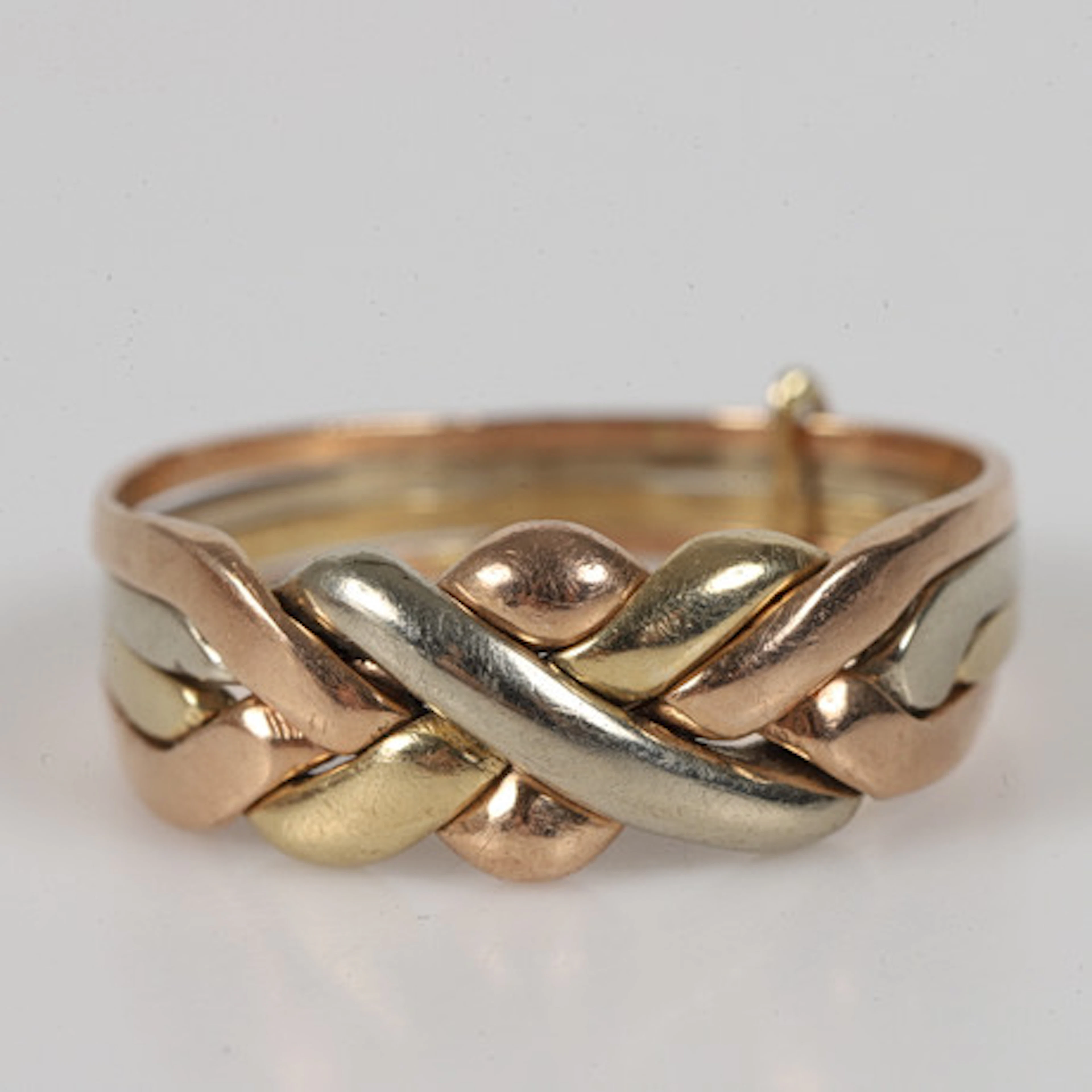 PUSSELRING, 4 delar, 14 K guld.