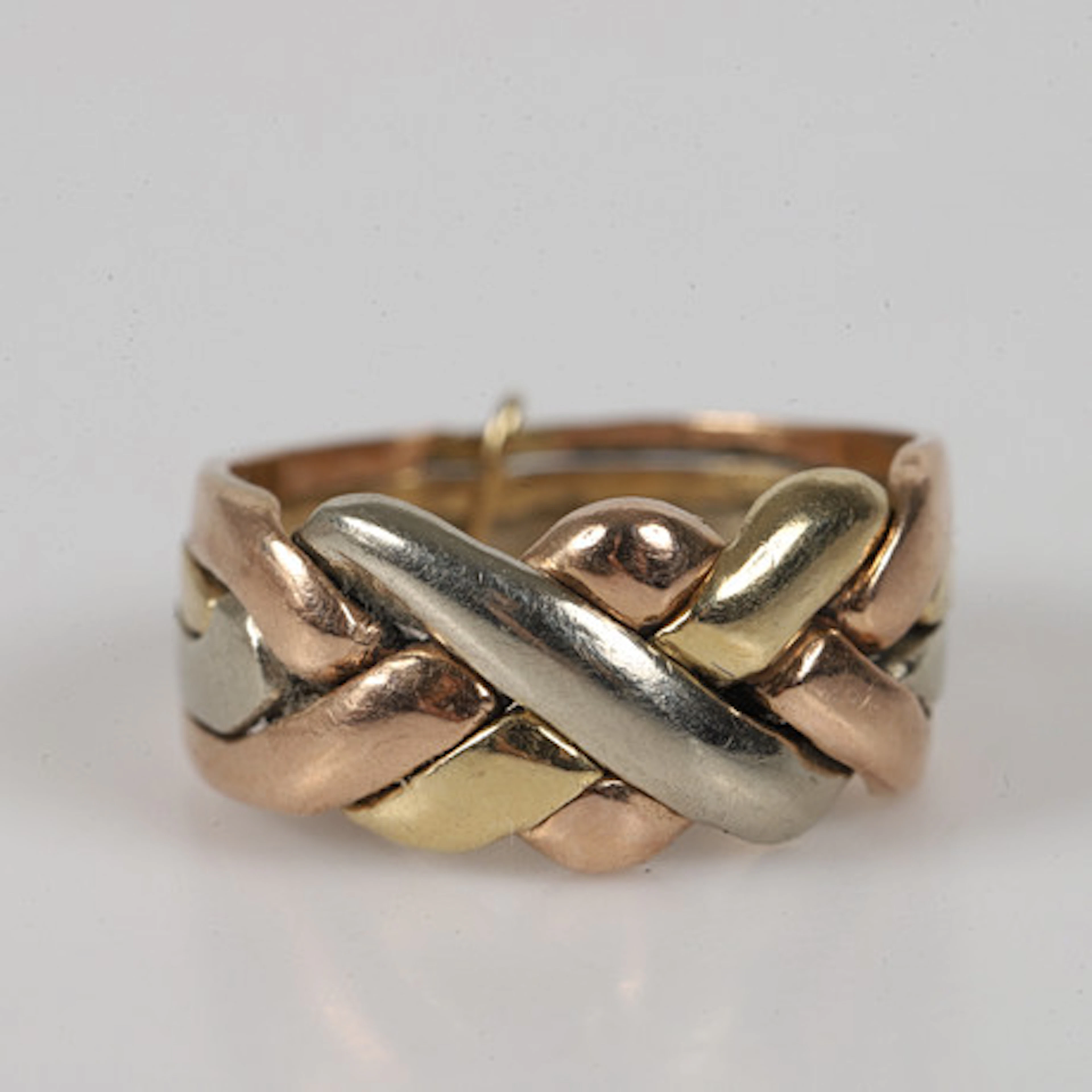 PUSSELRING, 4 delar, 14 K guld.