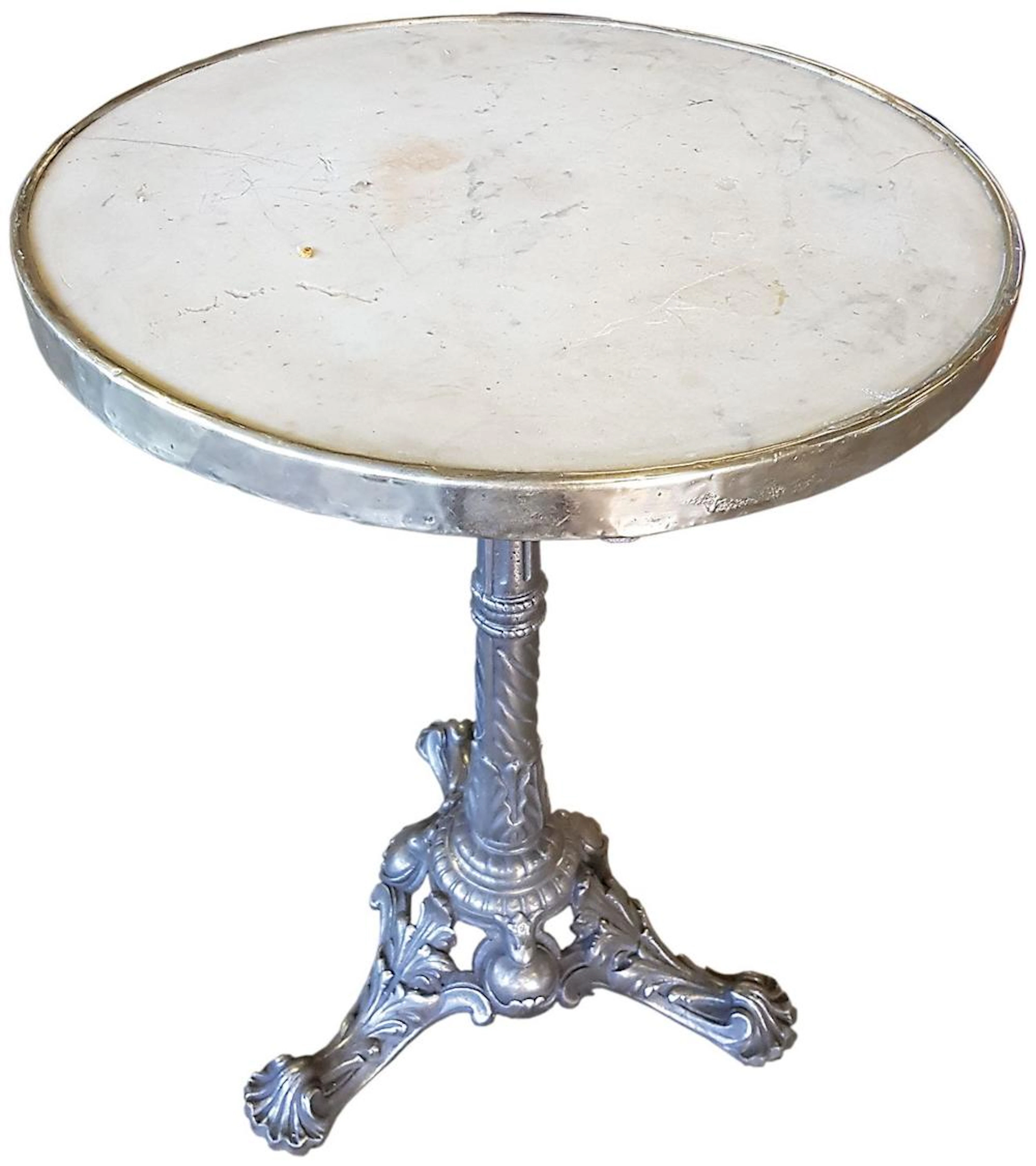 Small rounder Art Nouveau table