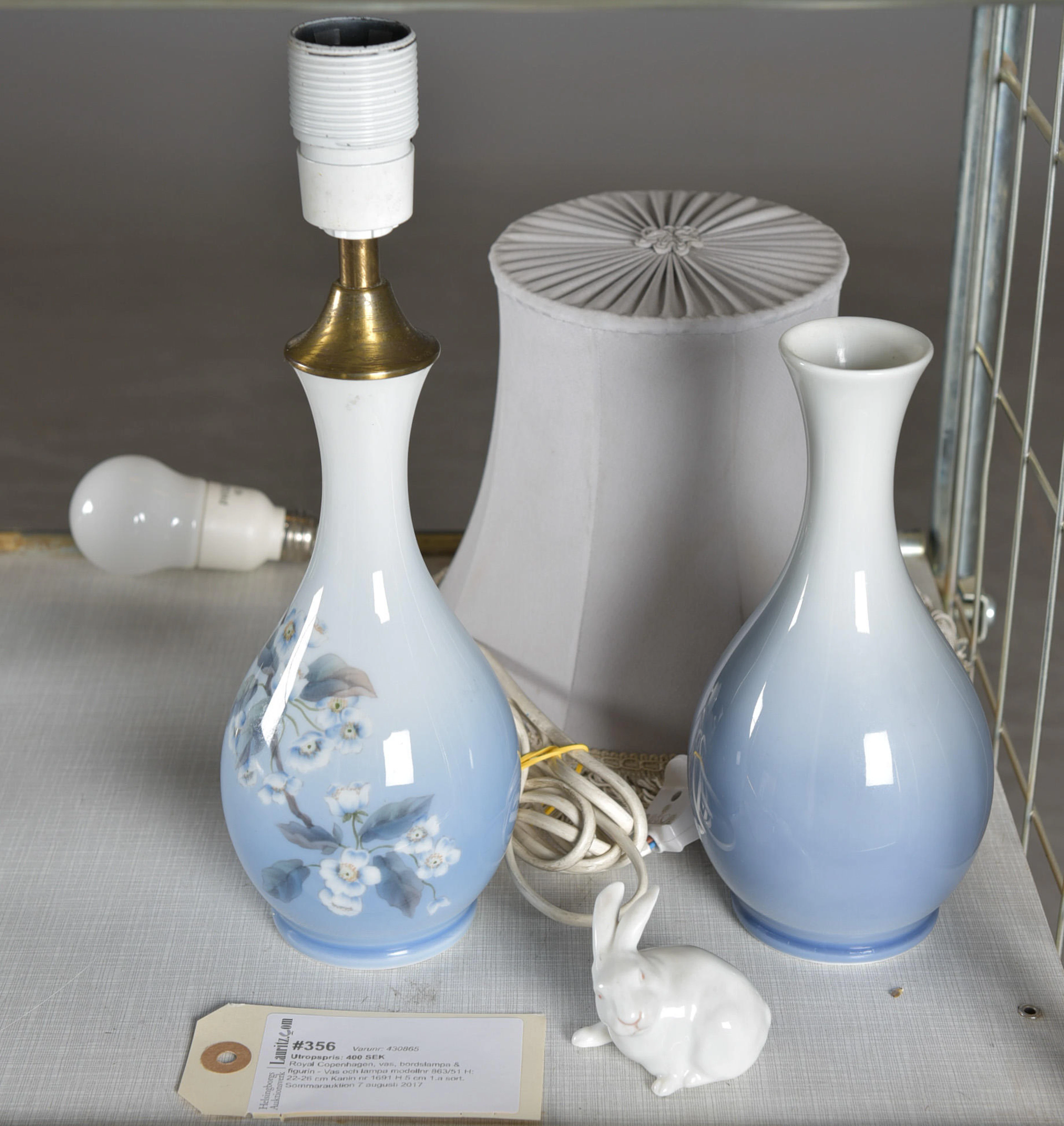 Royal Copenhagen, vas, bordslampa & figurin